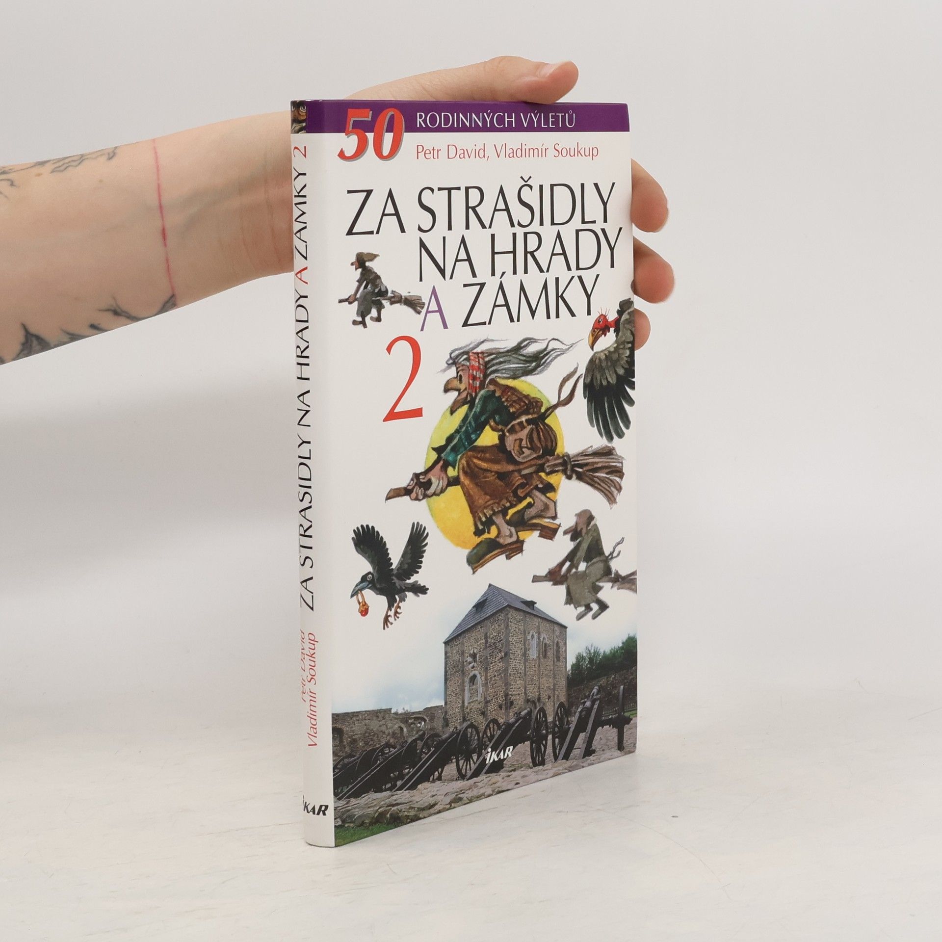 Petr David Za strašidly na hrady a zámky 2