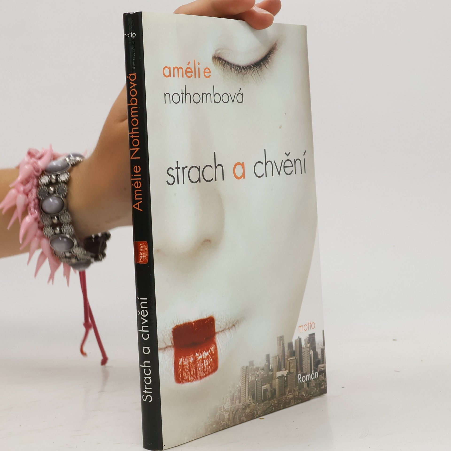 Amélie Nothomb Strach a chvění