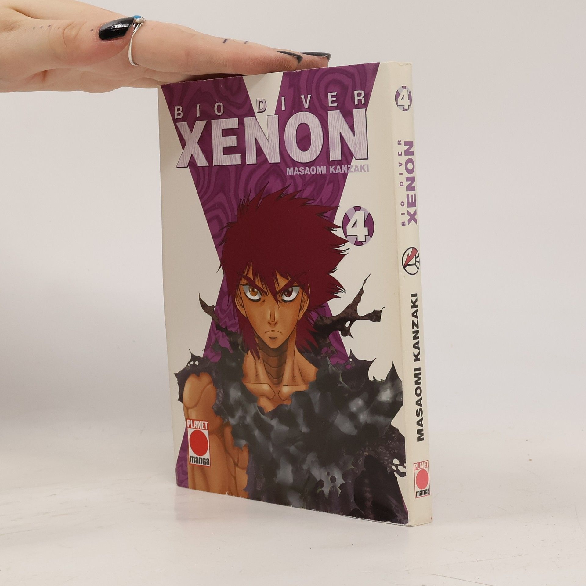Masaomi Kanzaki Xenon, Band 4