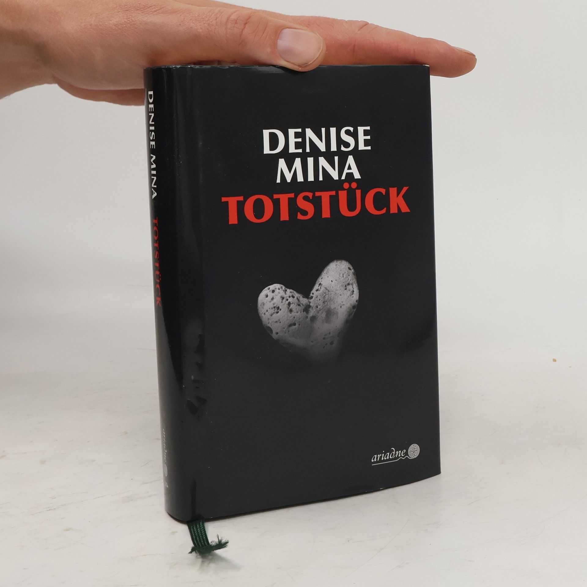 Denise Mina Totstück