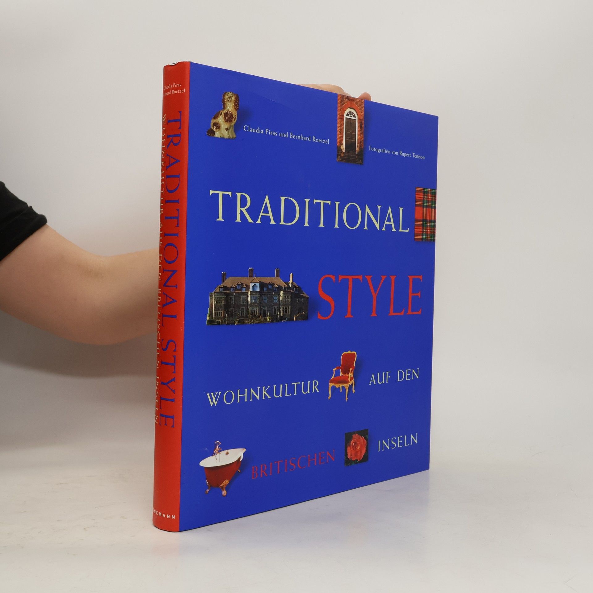 Claudia Piras Traditional Style