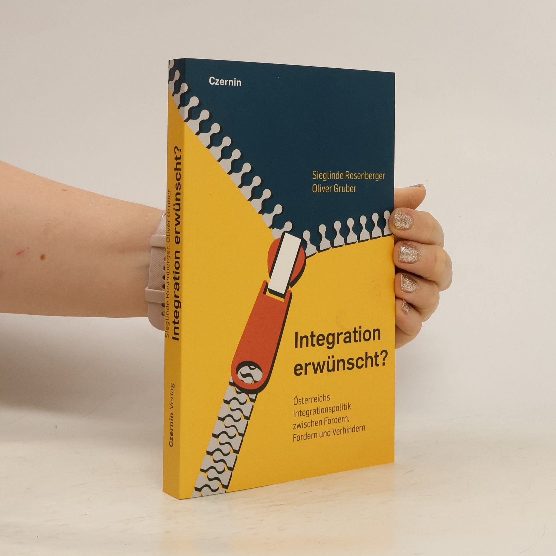 Sieglinde Rosenberger Integration erwünscht?