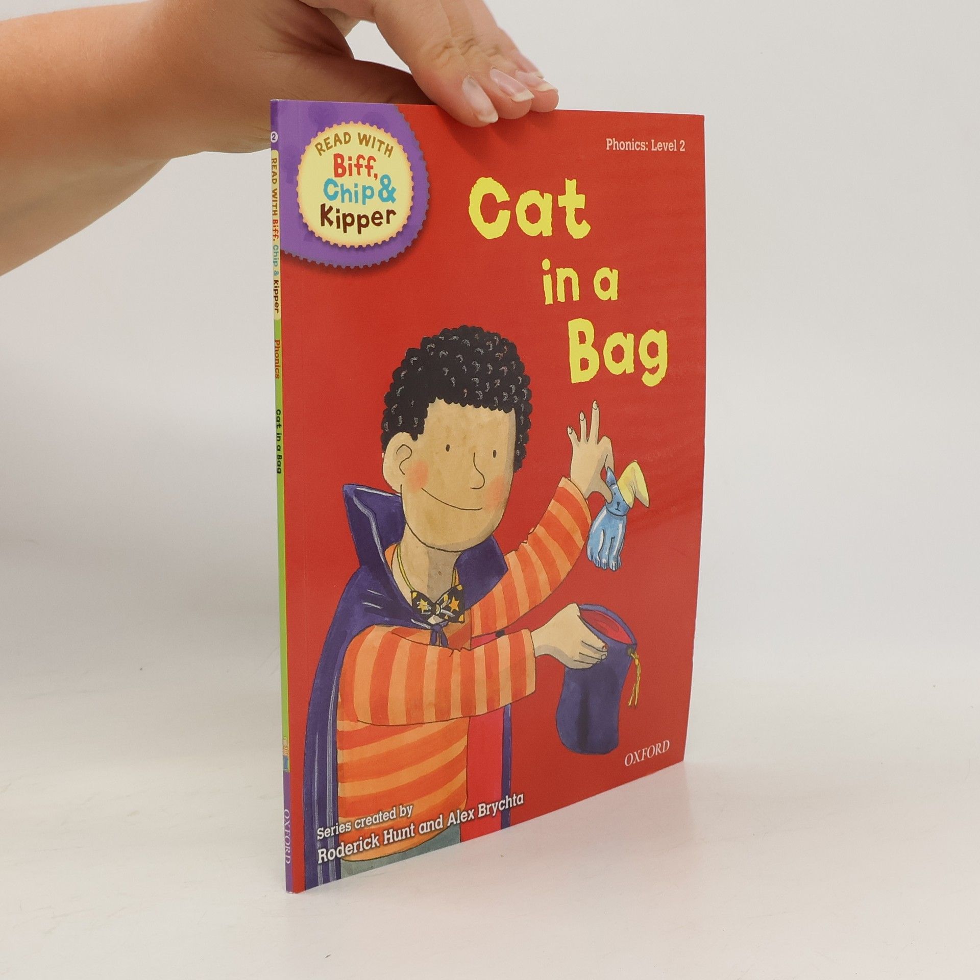 Roderick Hunt Cat in a Bag