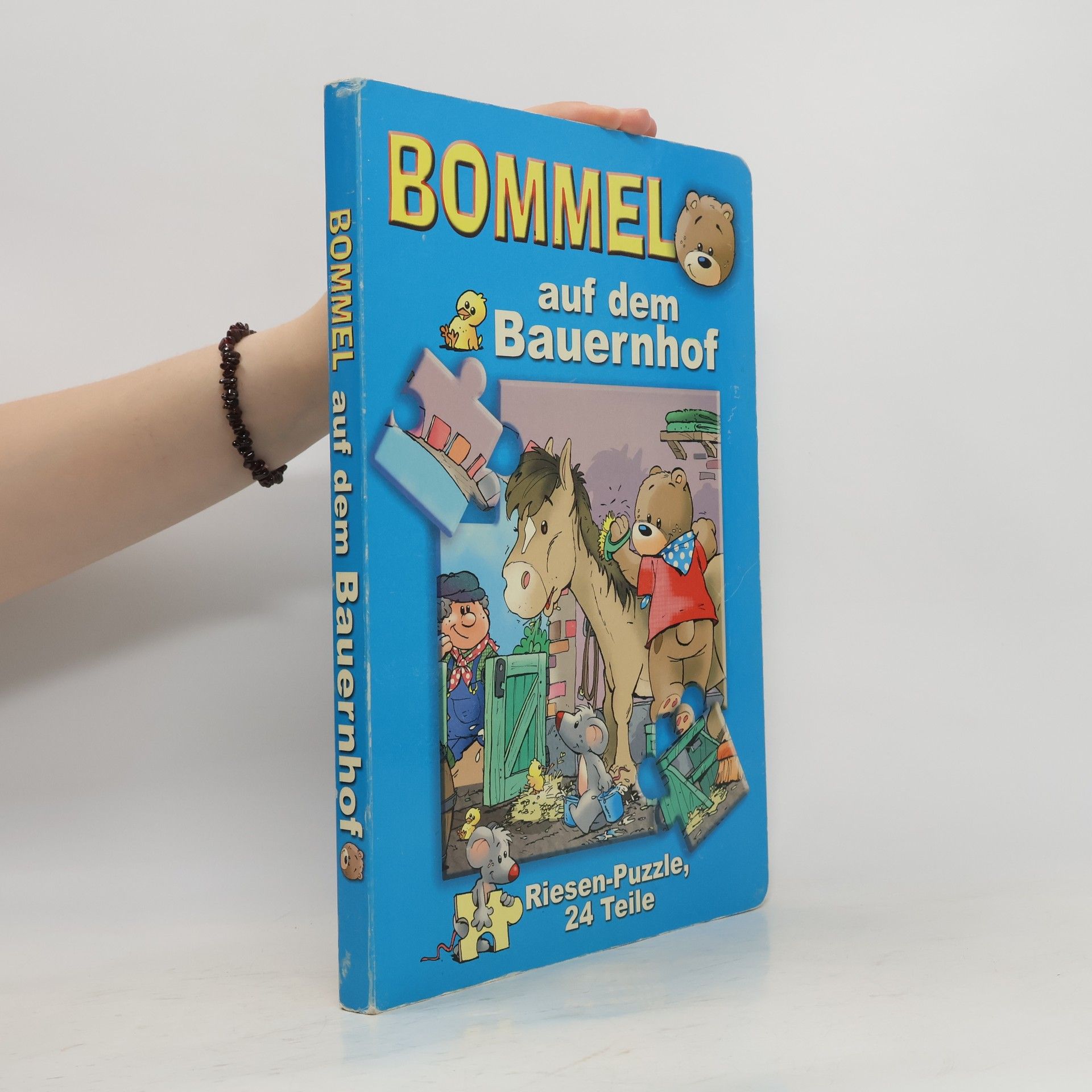 Regina Götz Bommel auf dem Bauernhof