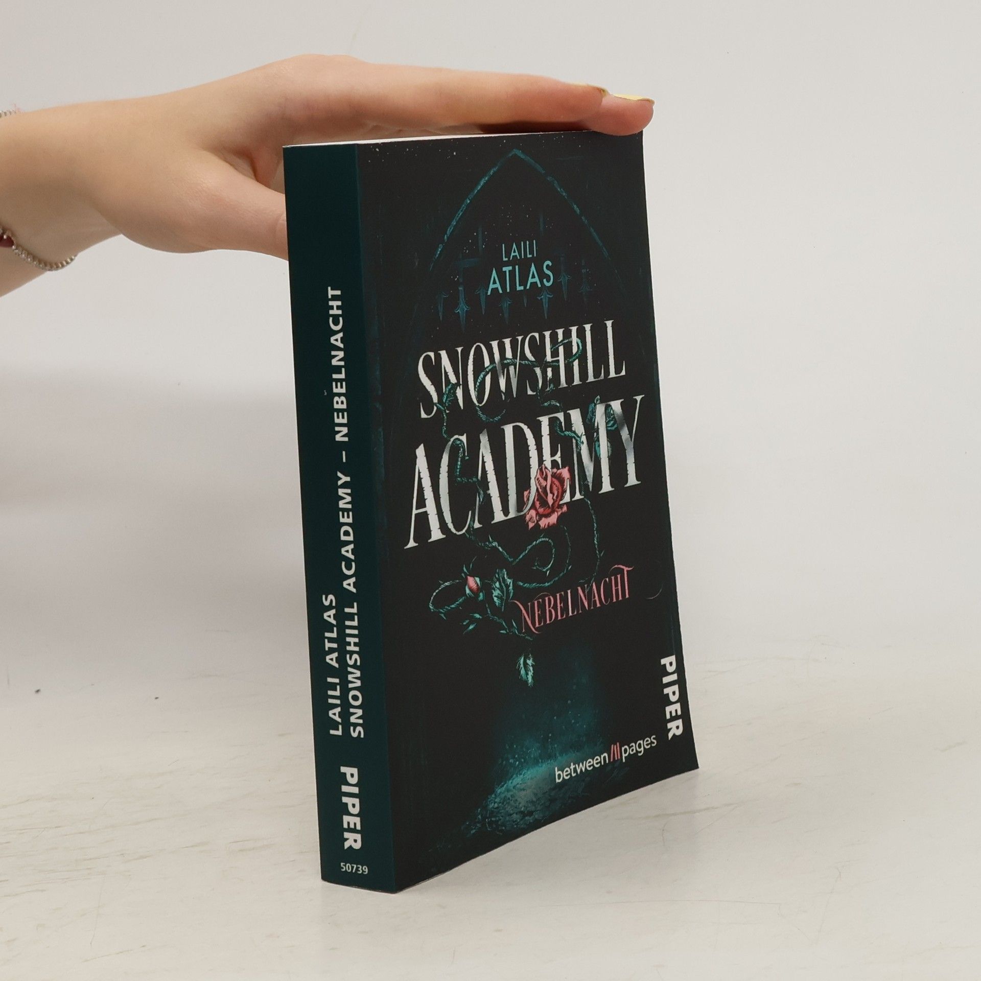 Laili Atlas Snowshill Academy – Nebelnacht. Roman | Düster-romantische Gothic-Dark Academia um gefährliche Wesen