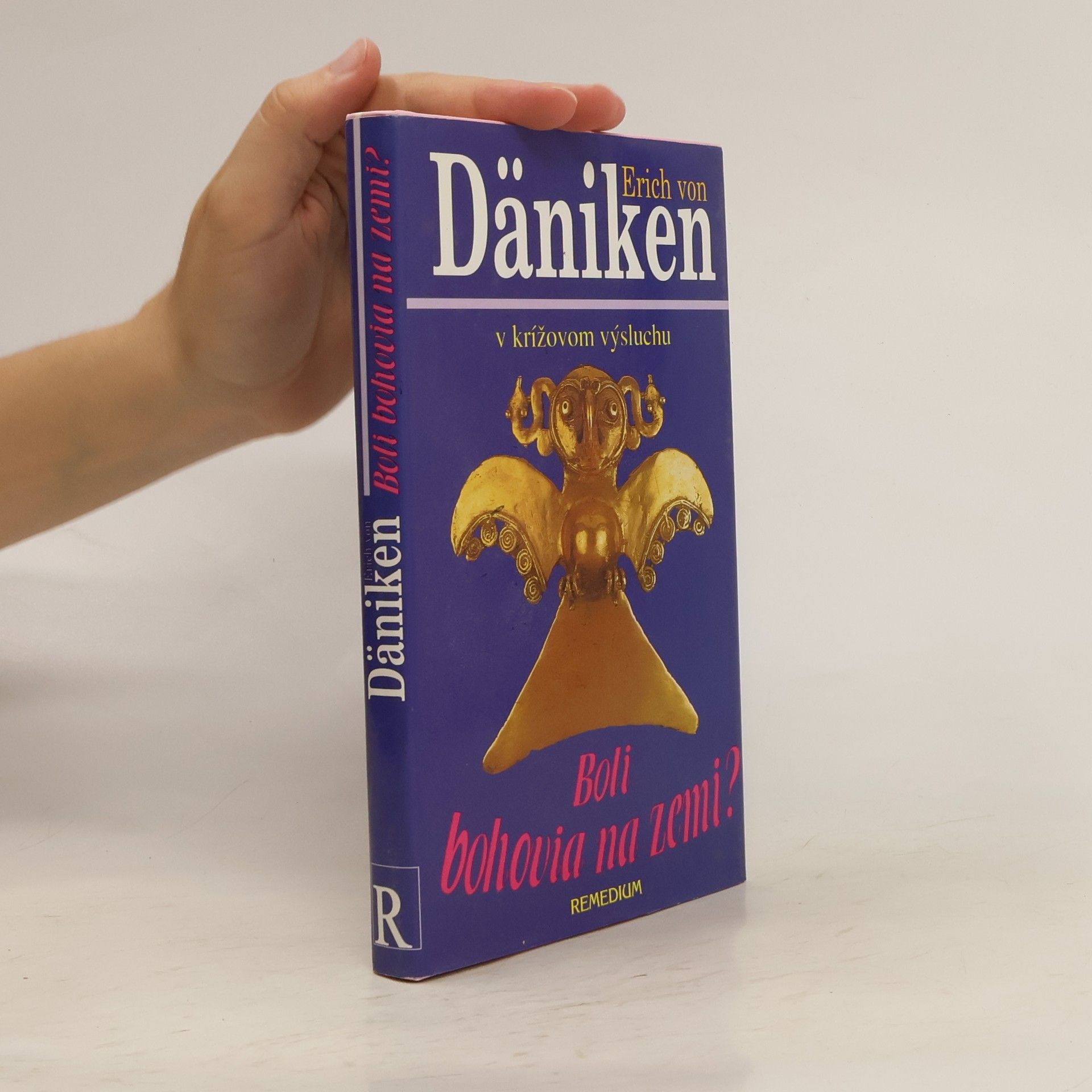 Erich von Däniken Boli bohovia na Zemi?