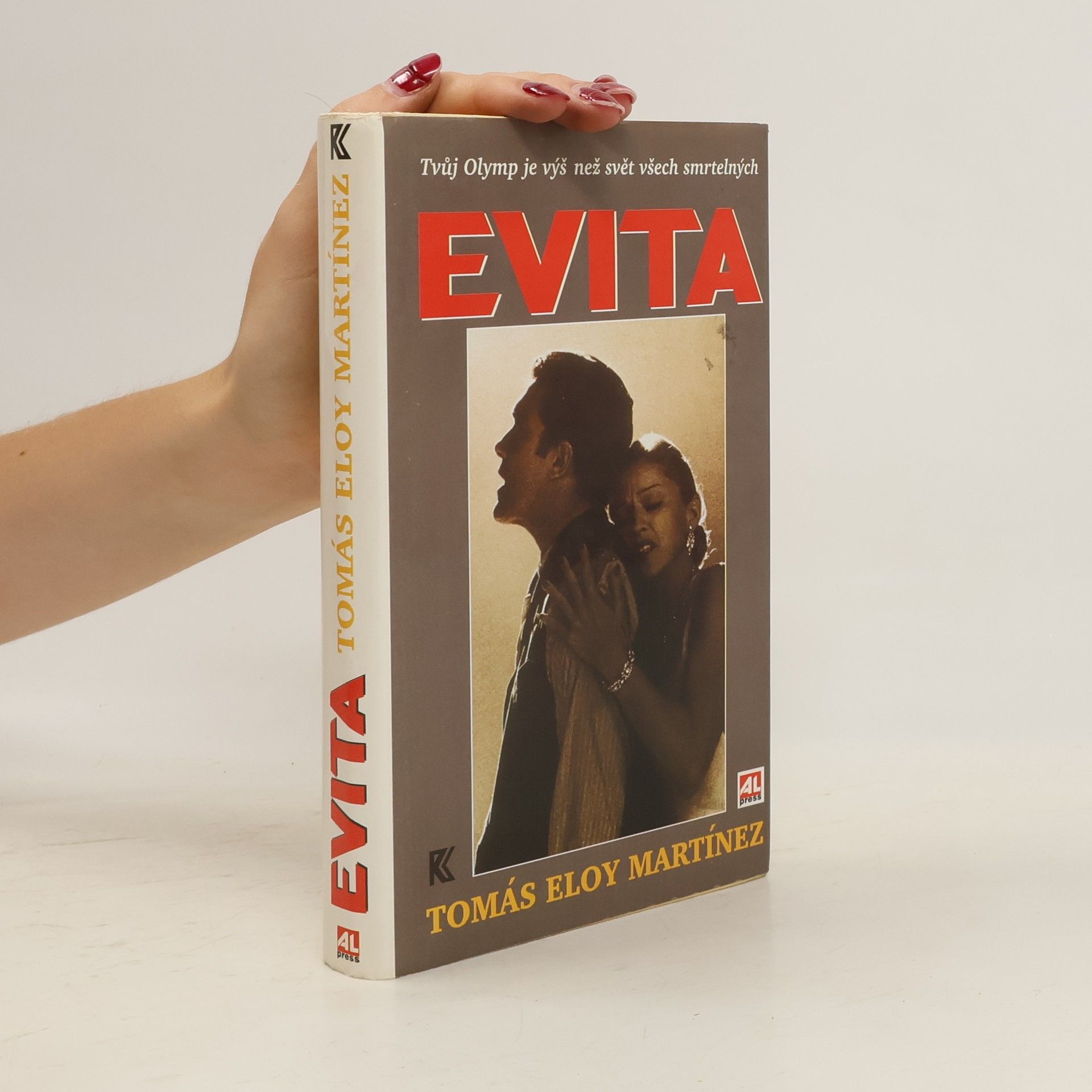 Tomás Eloy Martínez Evita