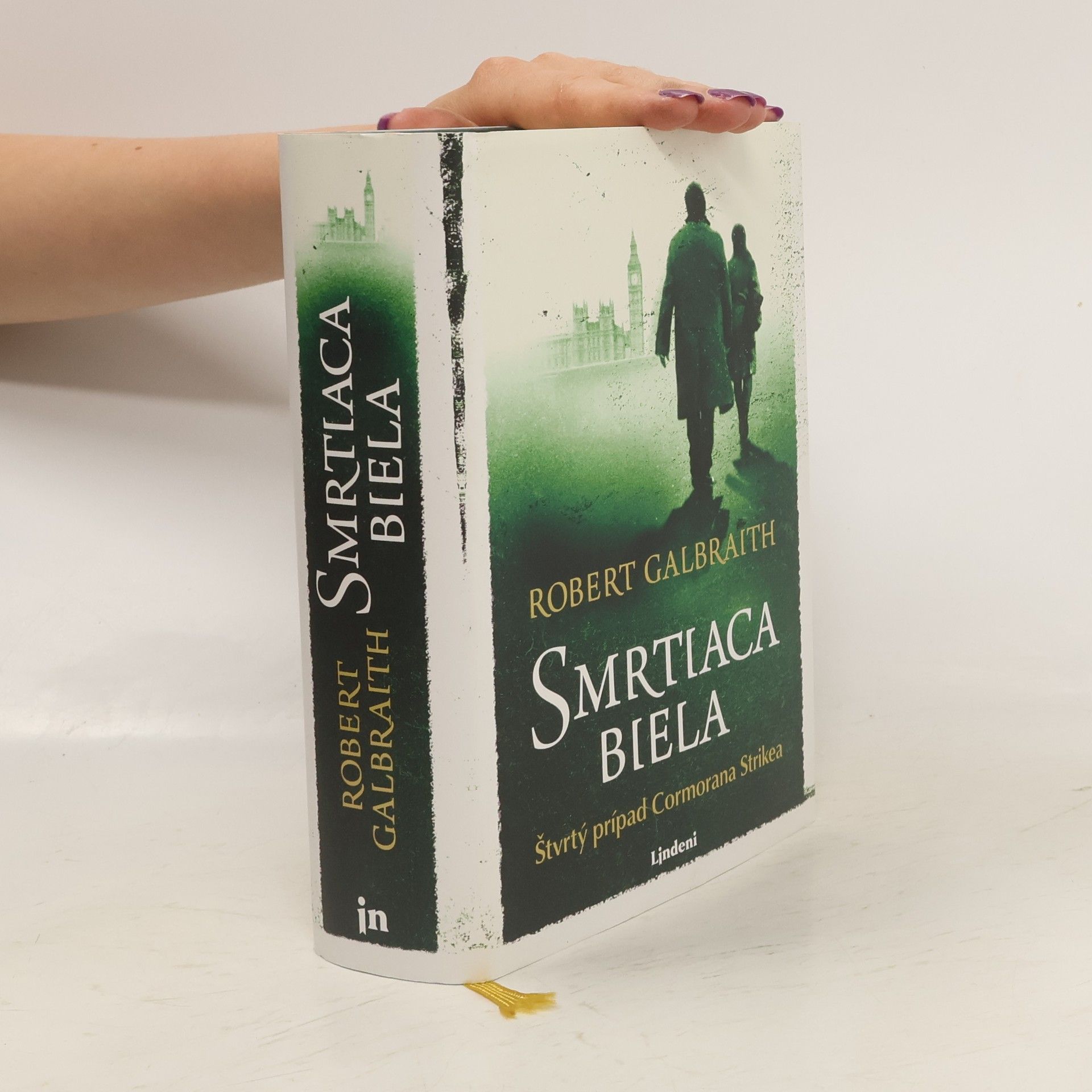 J. K. Rowling Smrtiaca biela