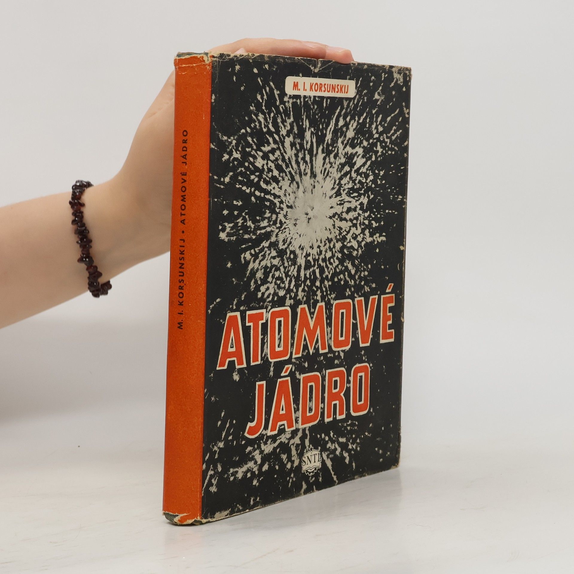 Moisej Izrailevič Korsunskij Atomové jádro