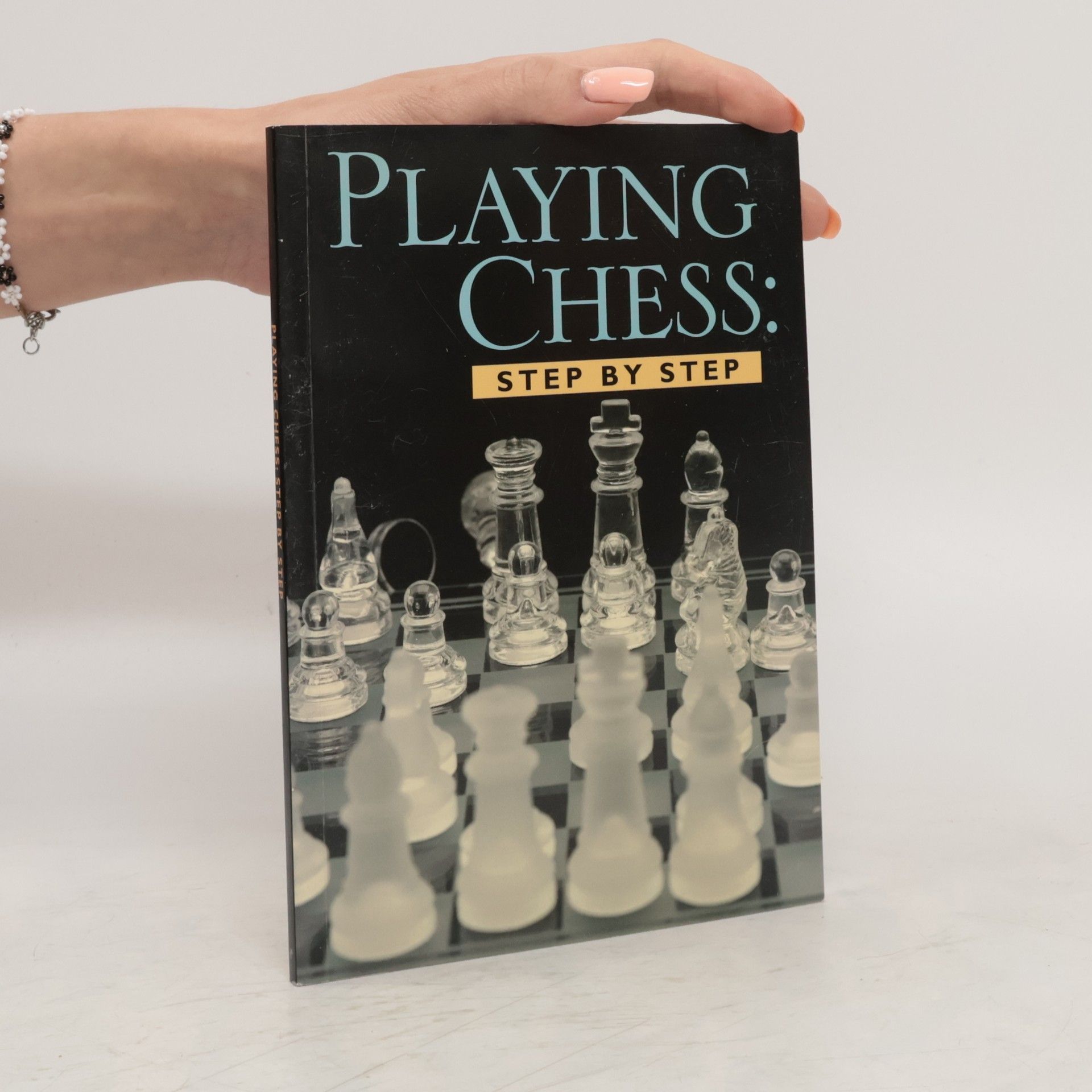 Collectif d'auteurs Playing Chess. Step by Step