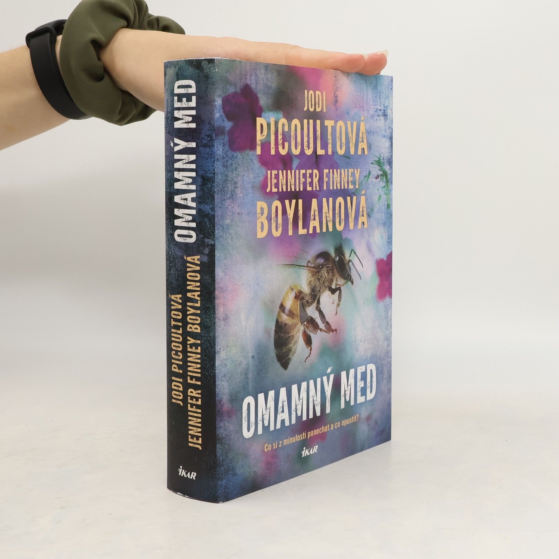 Jodi Picoult Omamný med