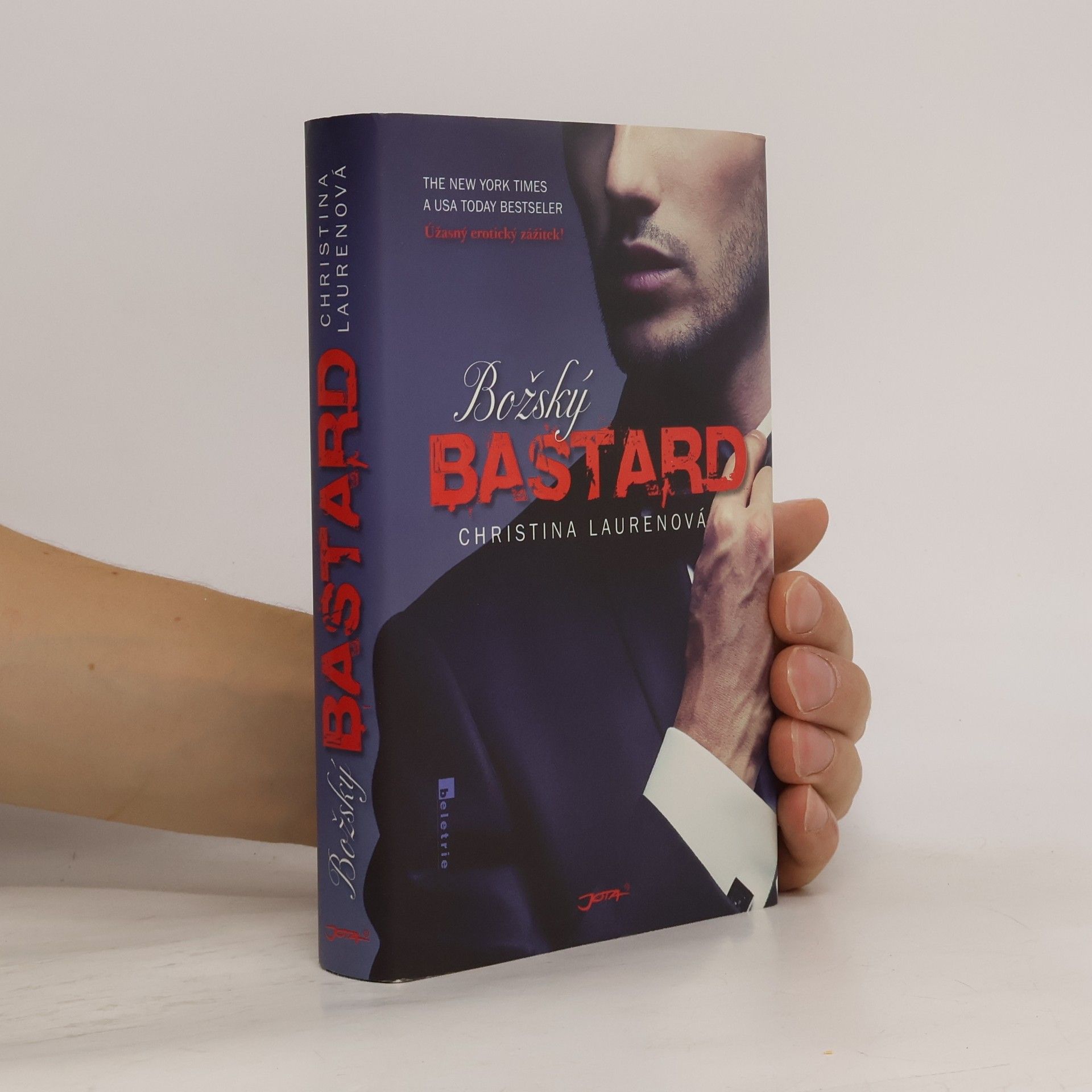 Christina Lauren Božský bastard