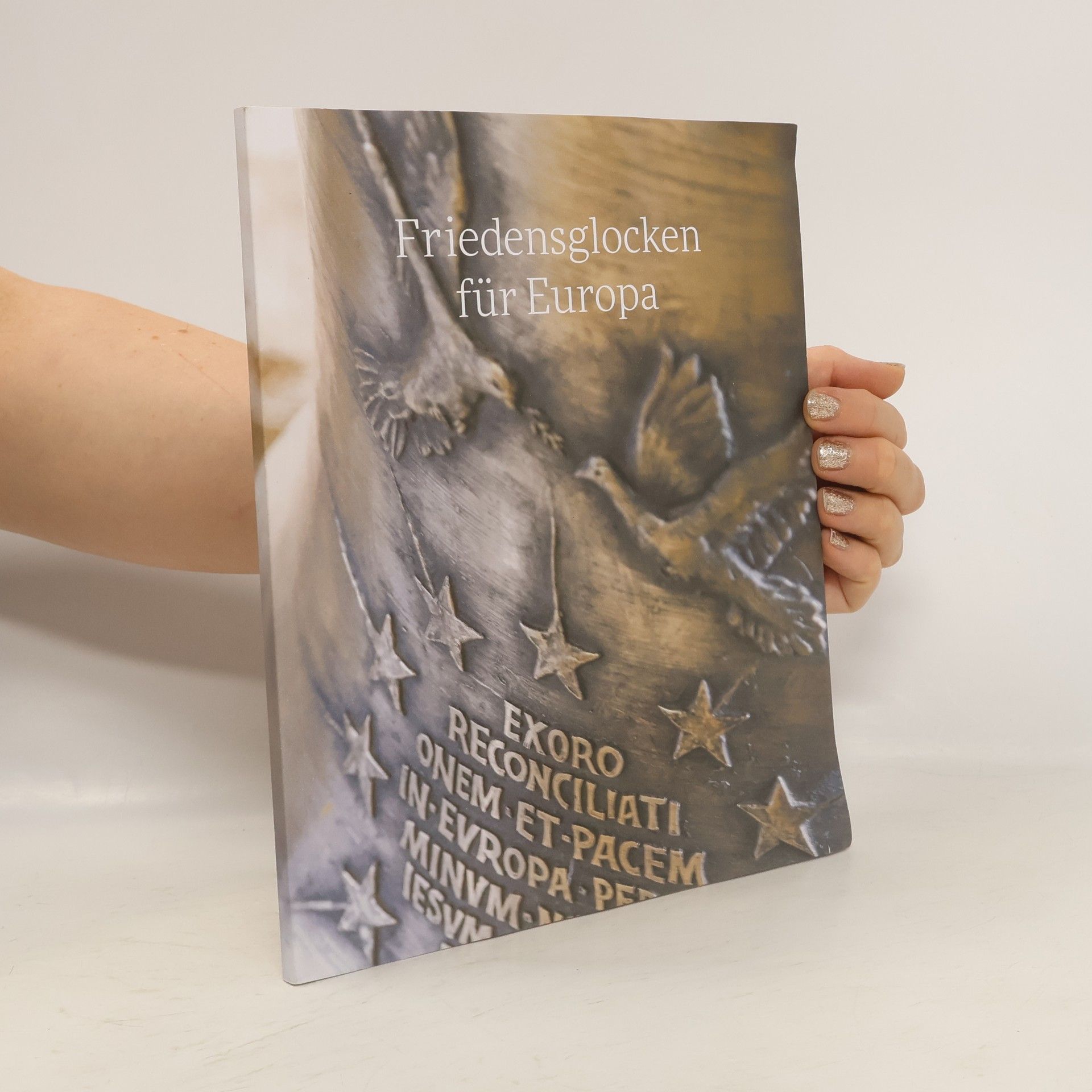 Collective Friedensglocken für Europa