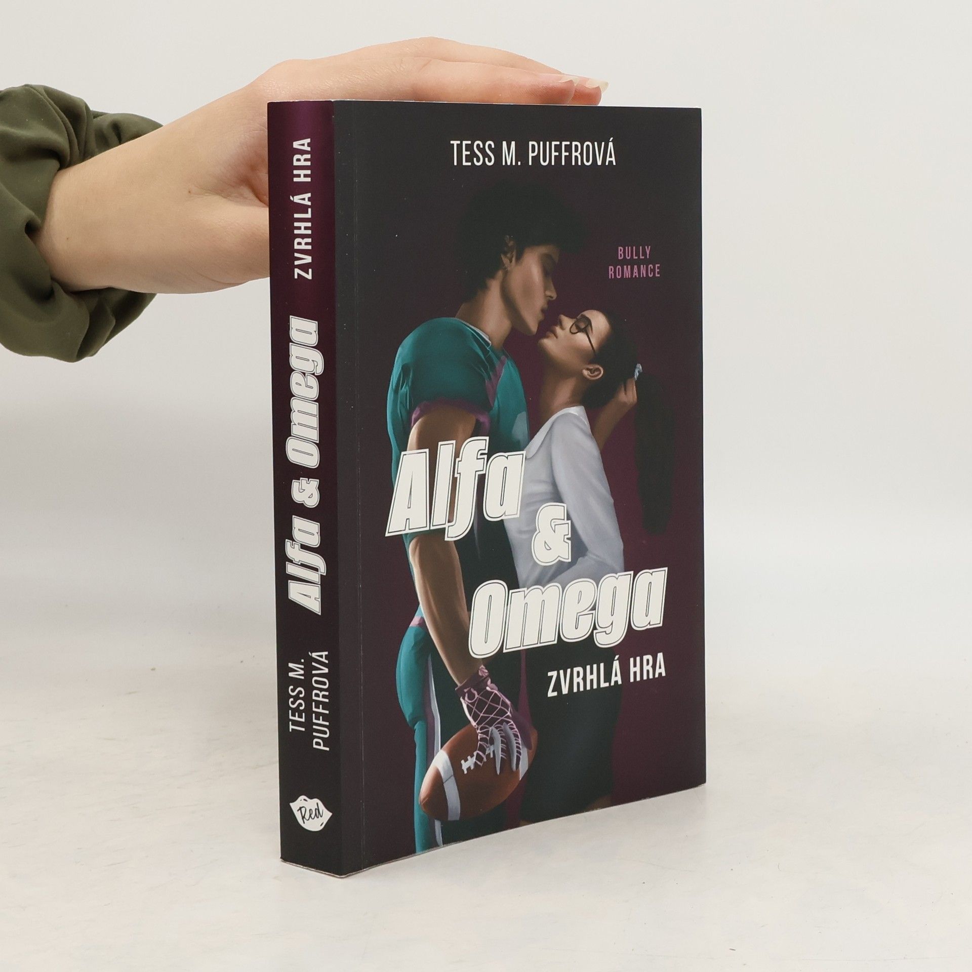 Tess M. Puffrová Alfa & Omega. Zvrhlá hra