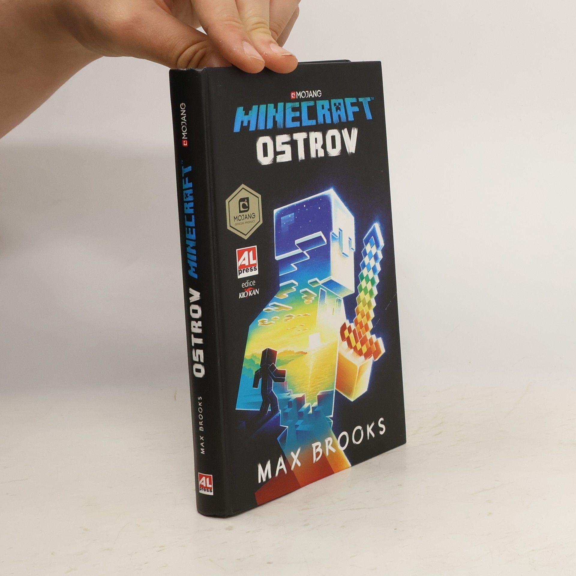Max Brooks Ostrov