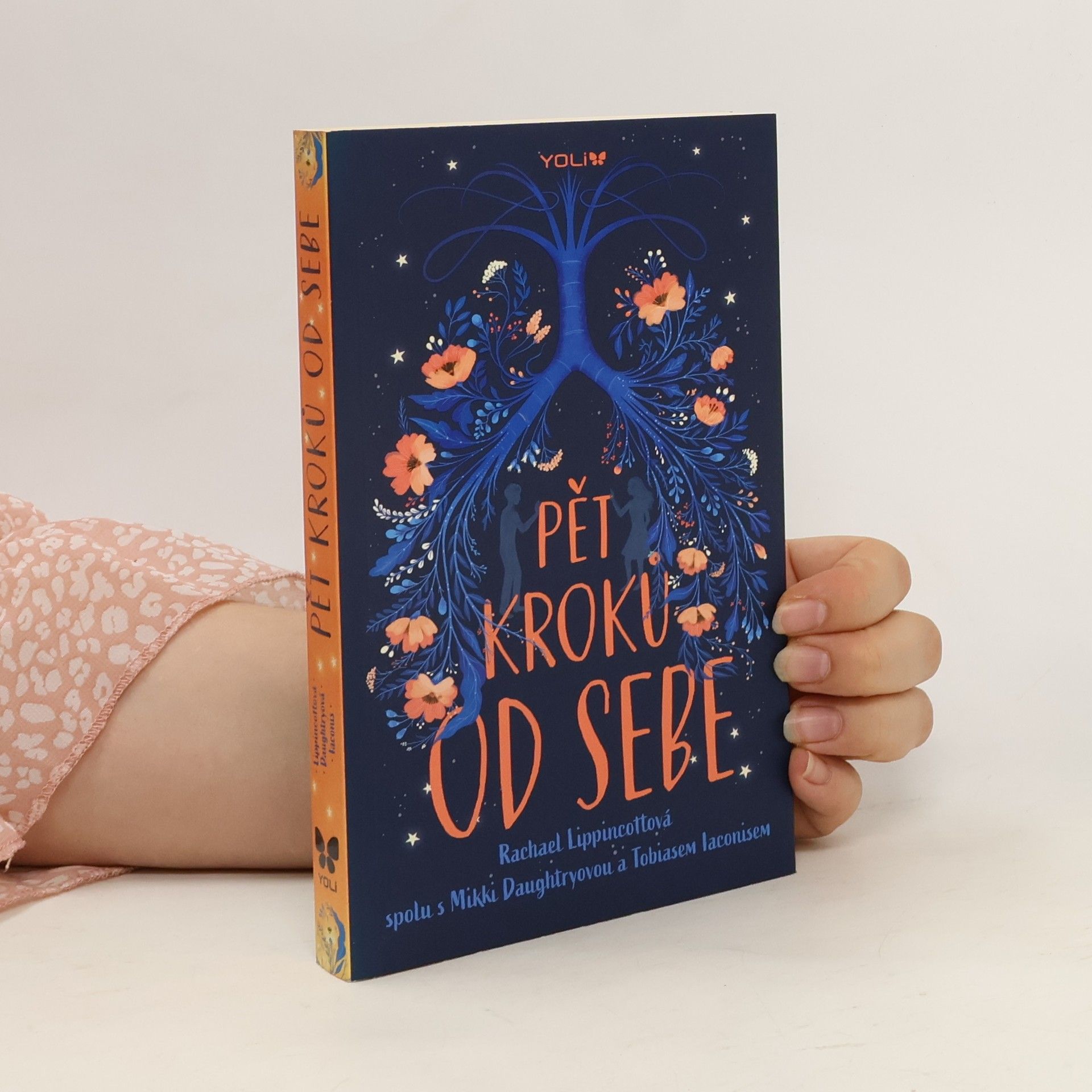 Rachael Lippincott Pět kroků od sebe
