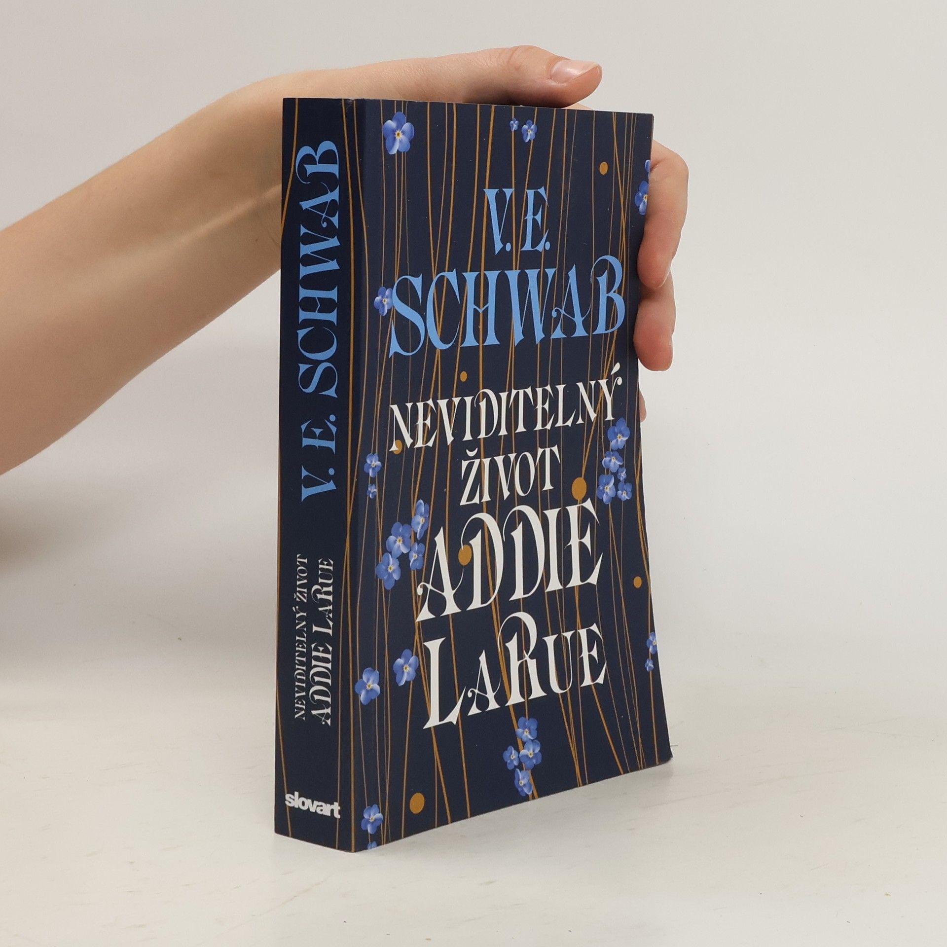 Victoria Schwab Neviditelný život Addie LaRue