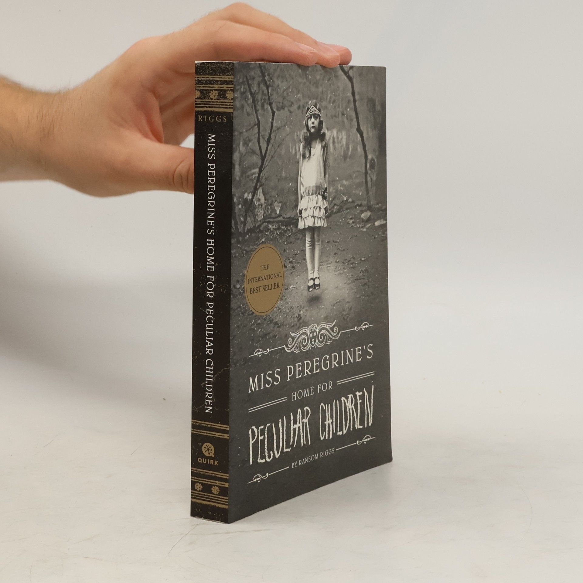 Ransom Riggs Miss Peregrine's Home for Peculiar Children