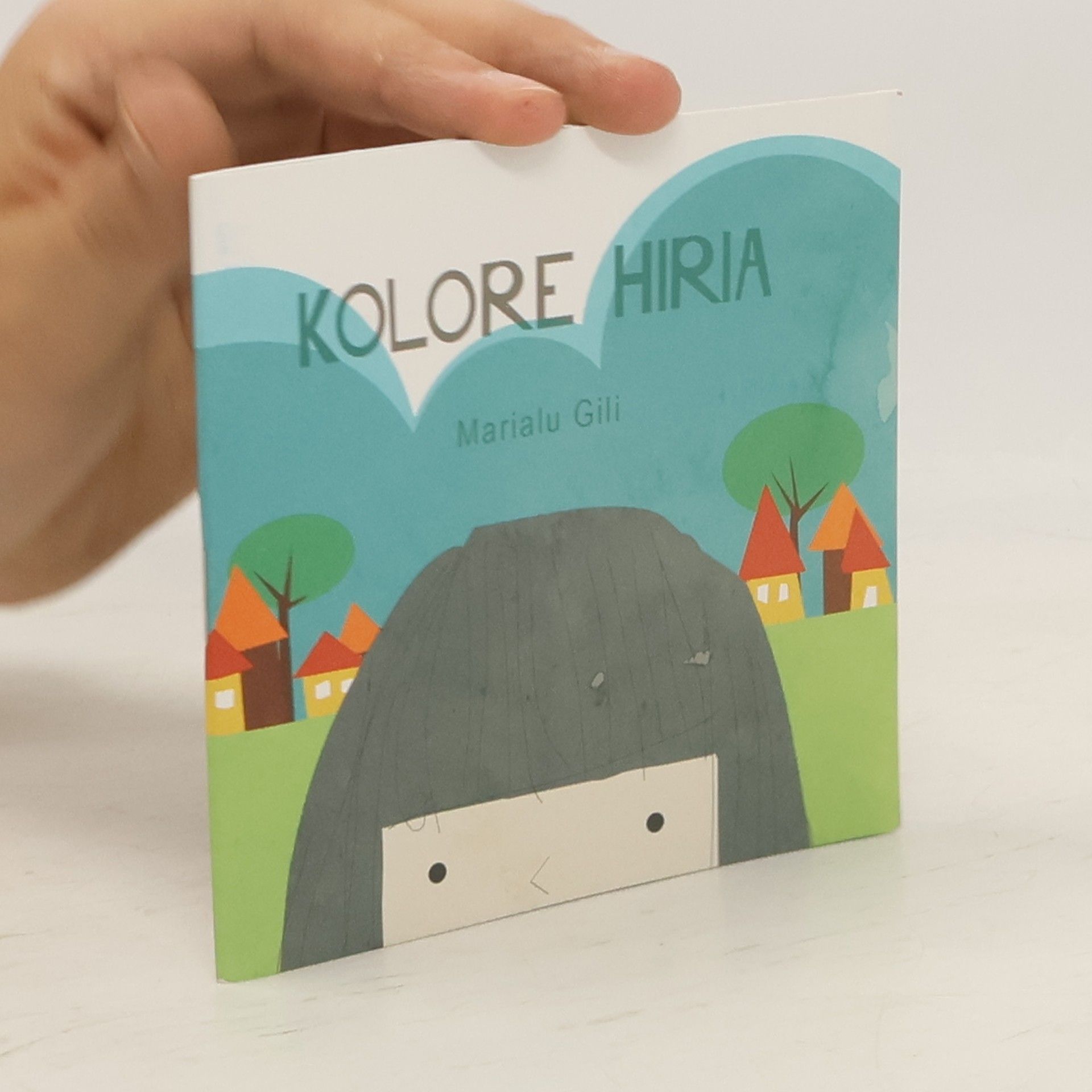 Marialu Gili Kolore hiria