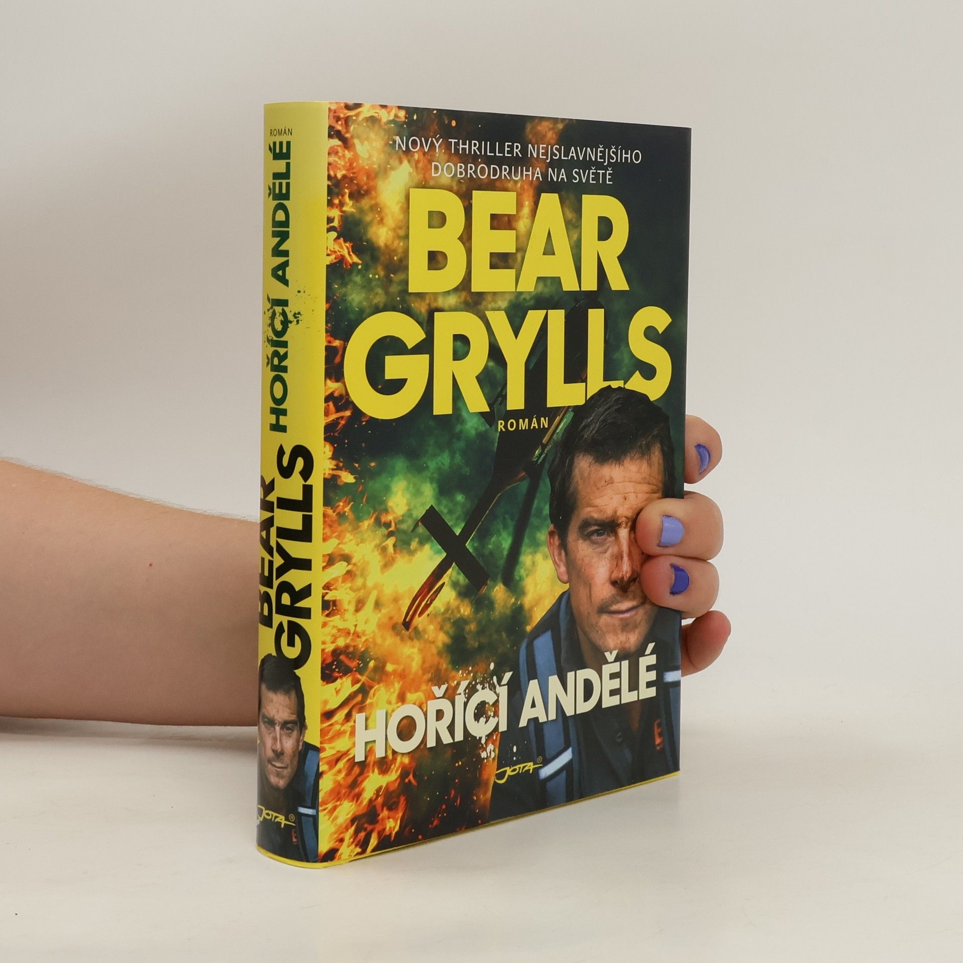 Bear Grylls Hořící andělé