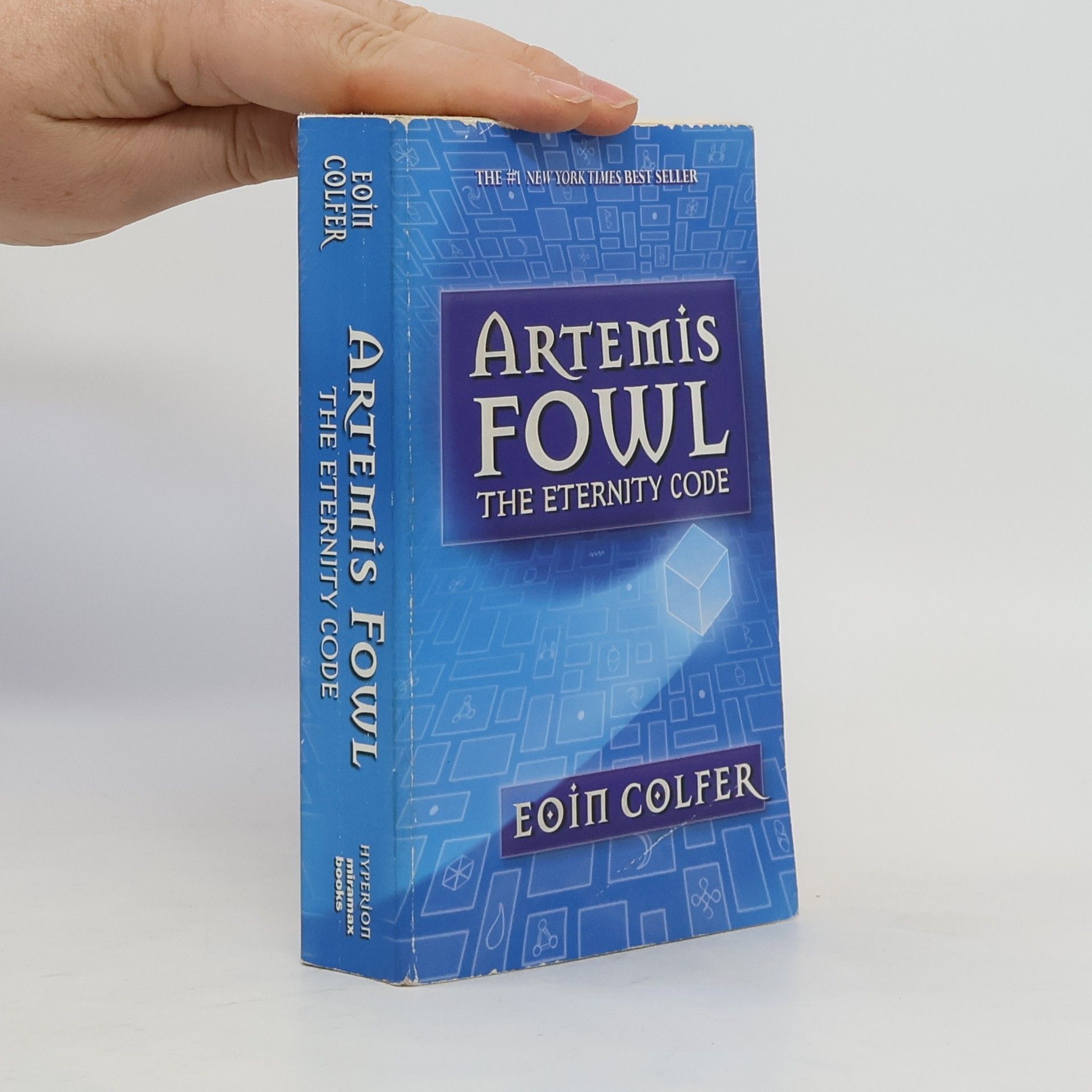 Eoin Colfer Artemis Fowl The Eternity Code (Mass market edition)