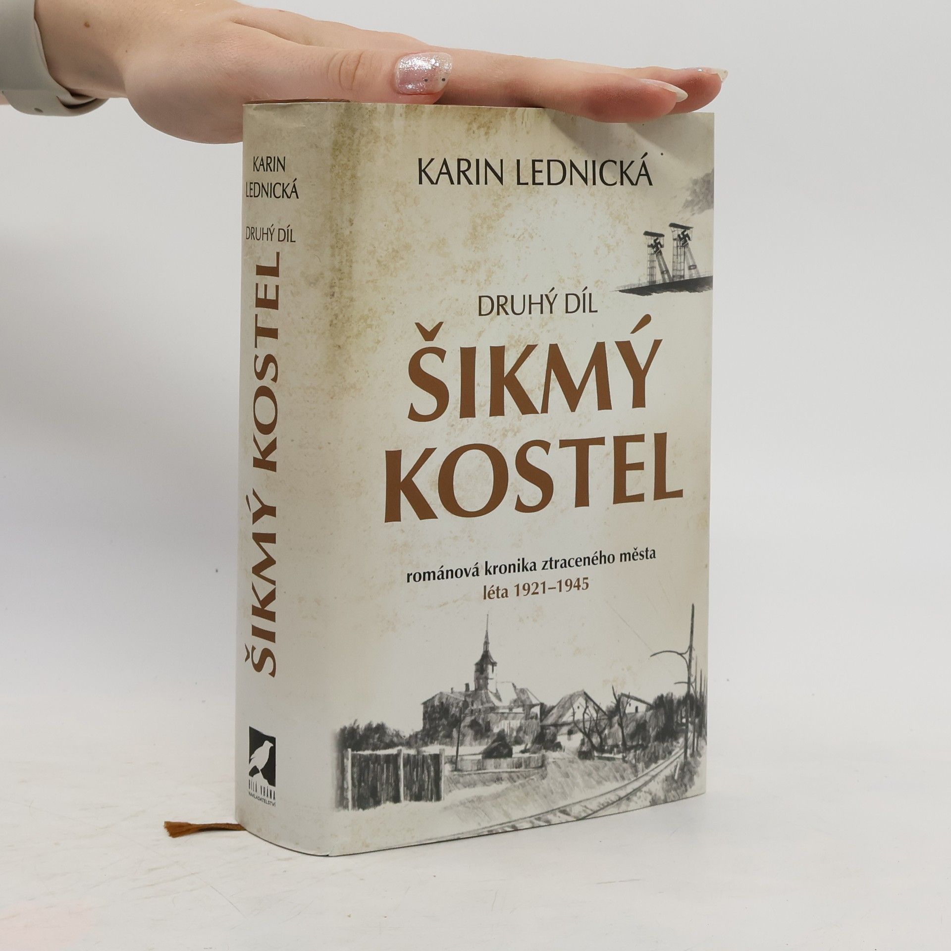 Karin Lednická Šikmý kostel 2