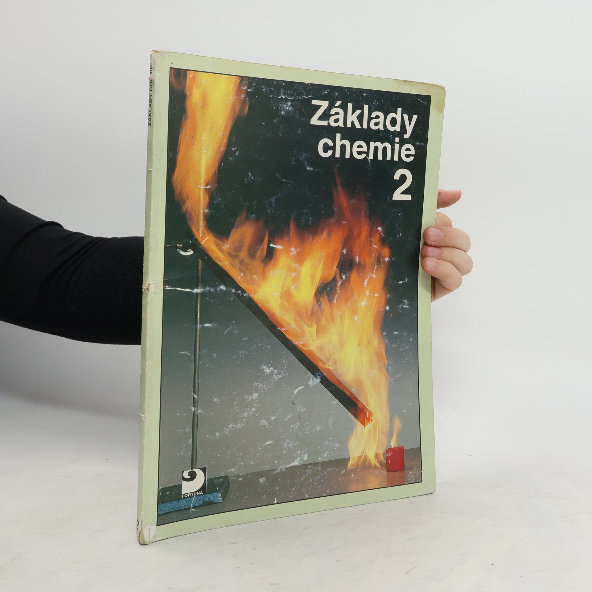 Collective Základy chemie 2