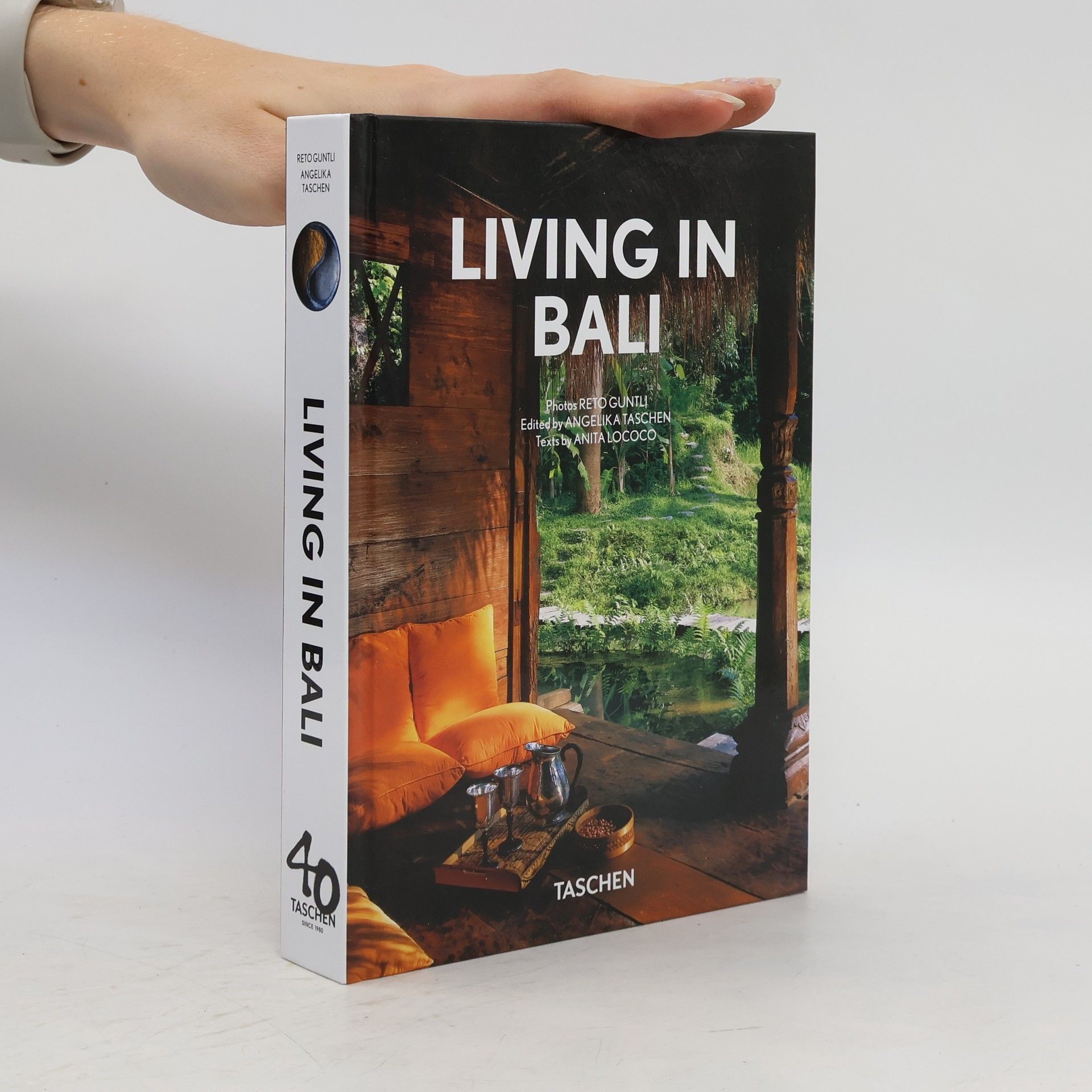 Anita Lococo Living in Bali. 40th Ed.