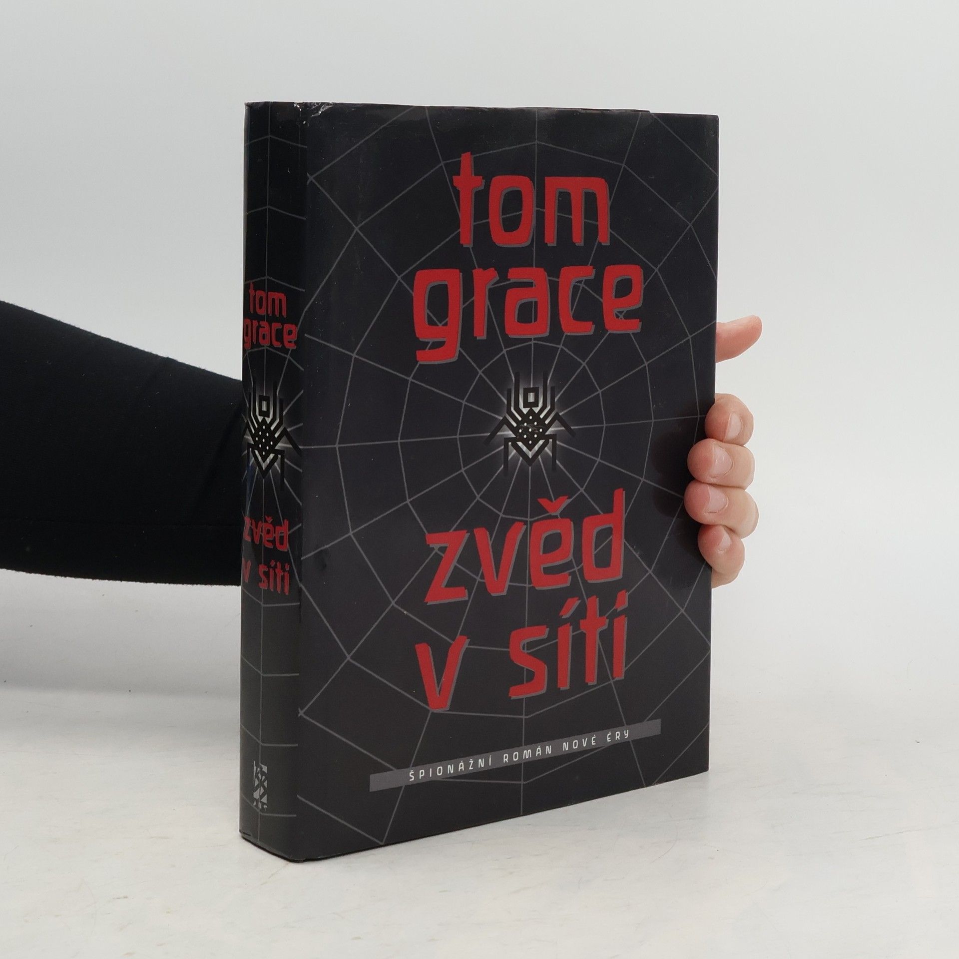 Tom Grace Zvěd v síti