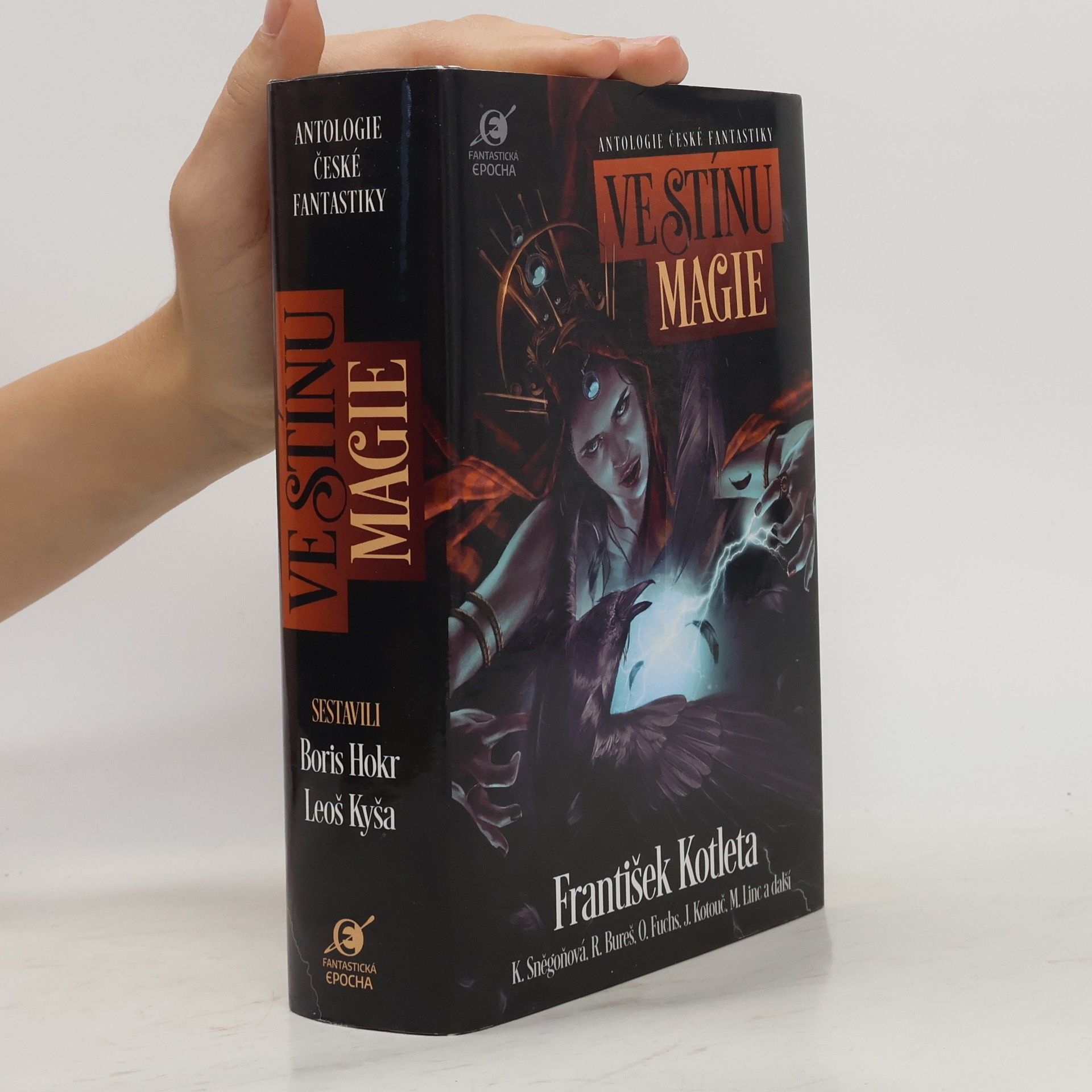 Michal Tesáček Ve stínu magie: Antologie české fantastiky