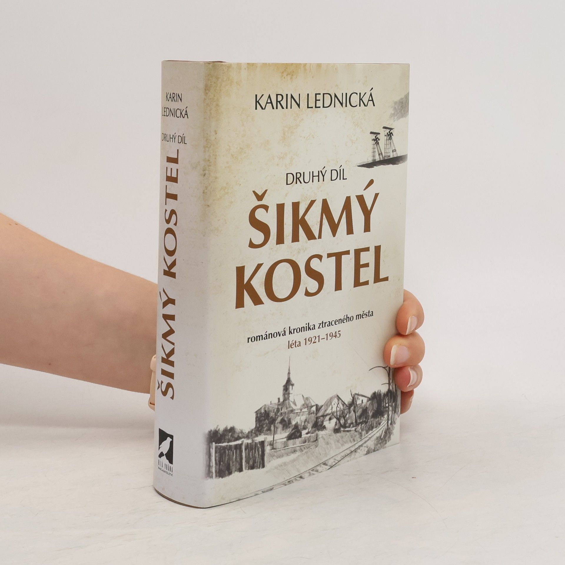 Karin Lednická Šikmý kostel 2