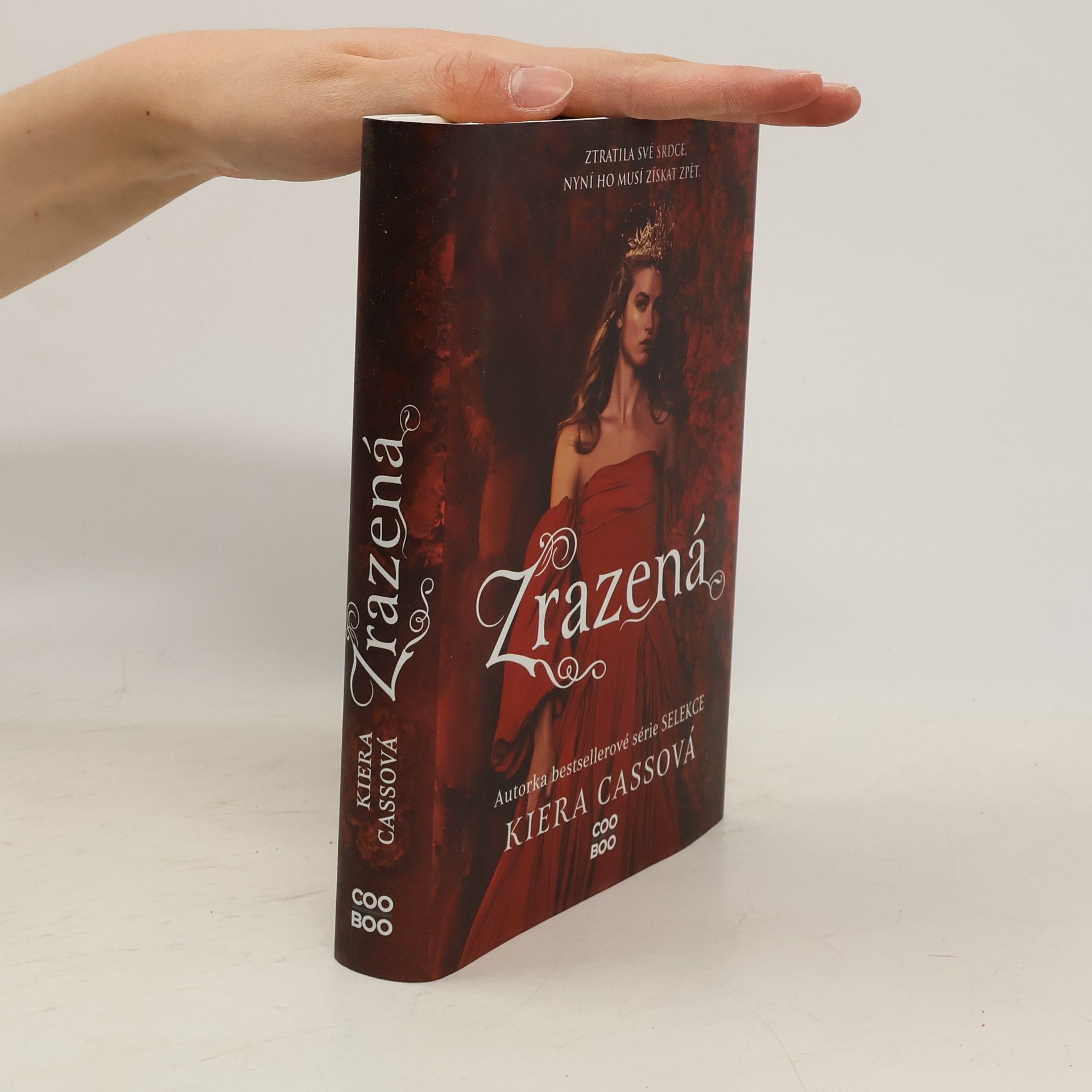 Kiera Cass Zrazená