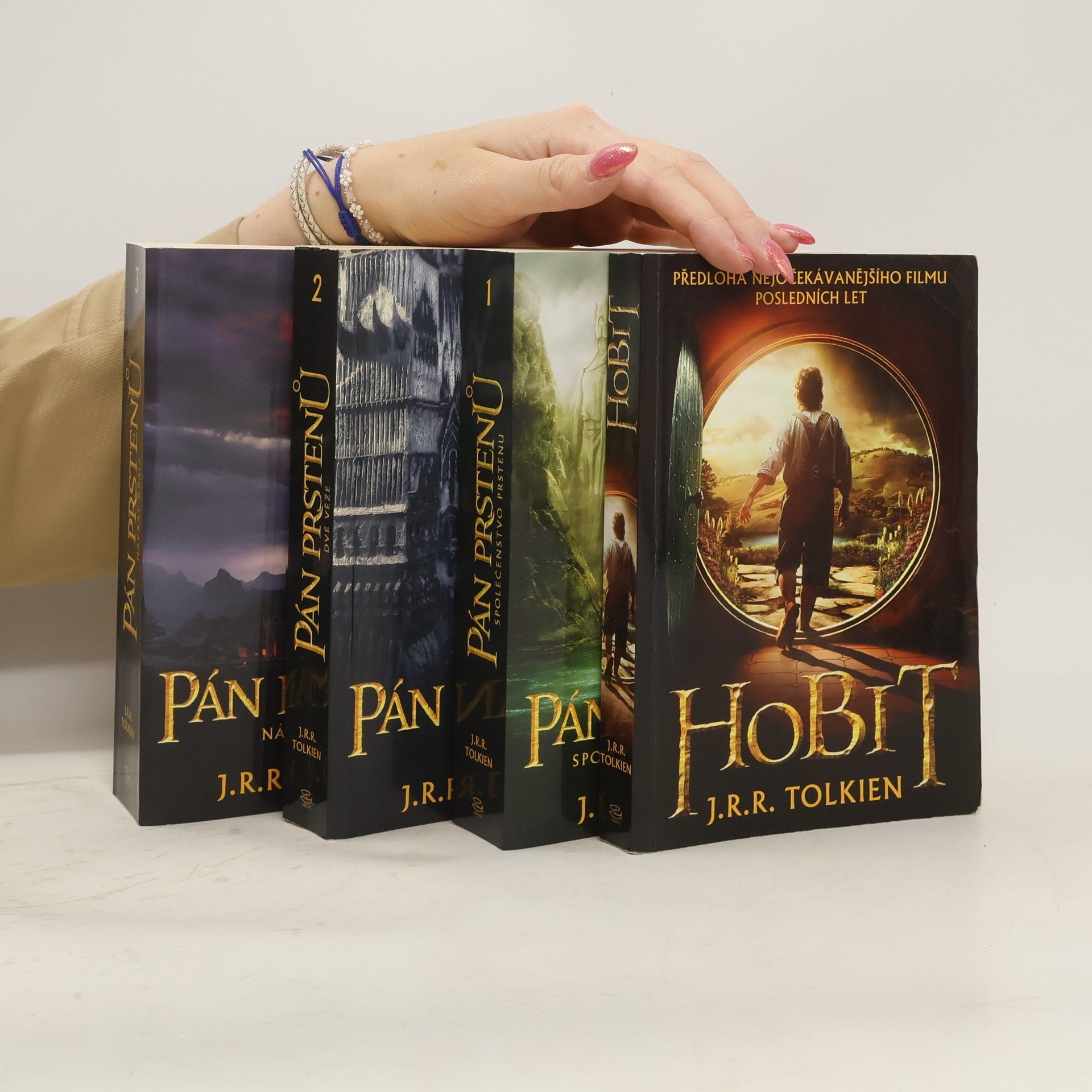 J. R. R. Tolkien Hobit + Pán prstenů 1-3