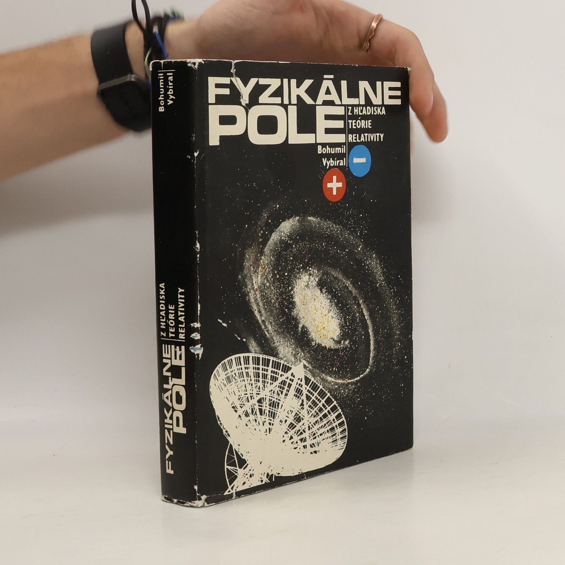 Bohumil Vybíral Fyzikálne pole