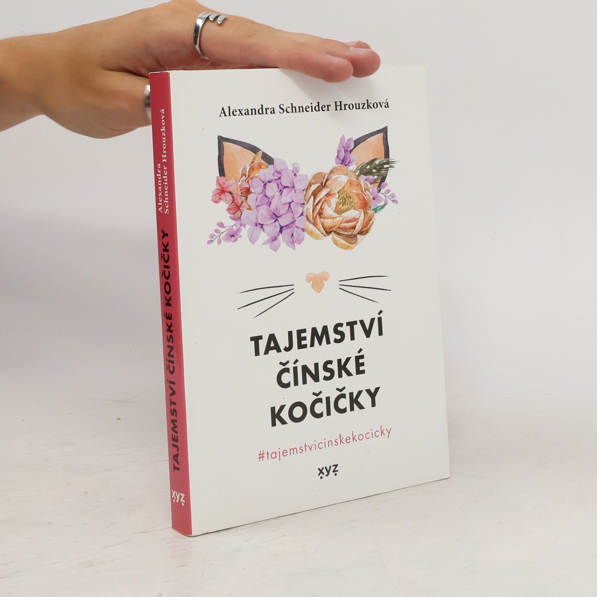 Alexandra Hrouzková Tajemství čínské kočičky