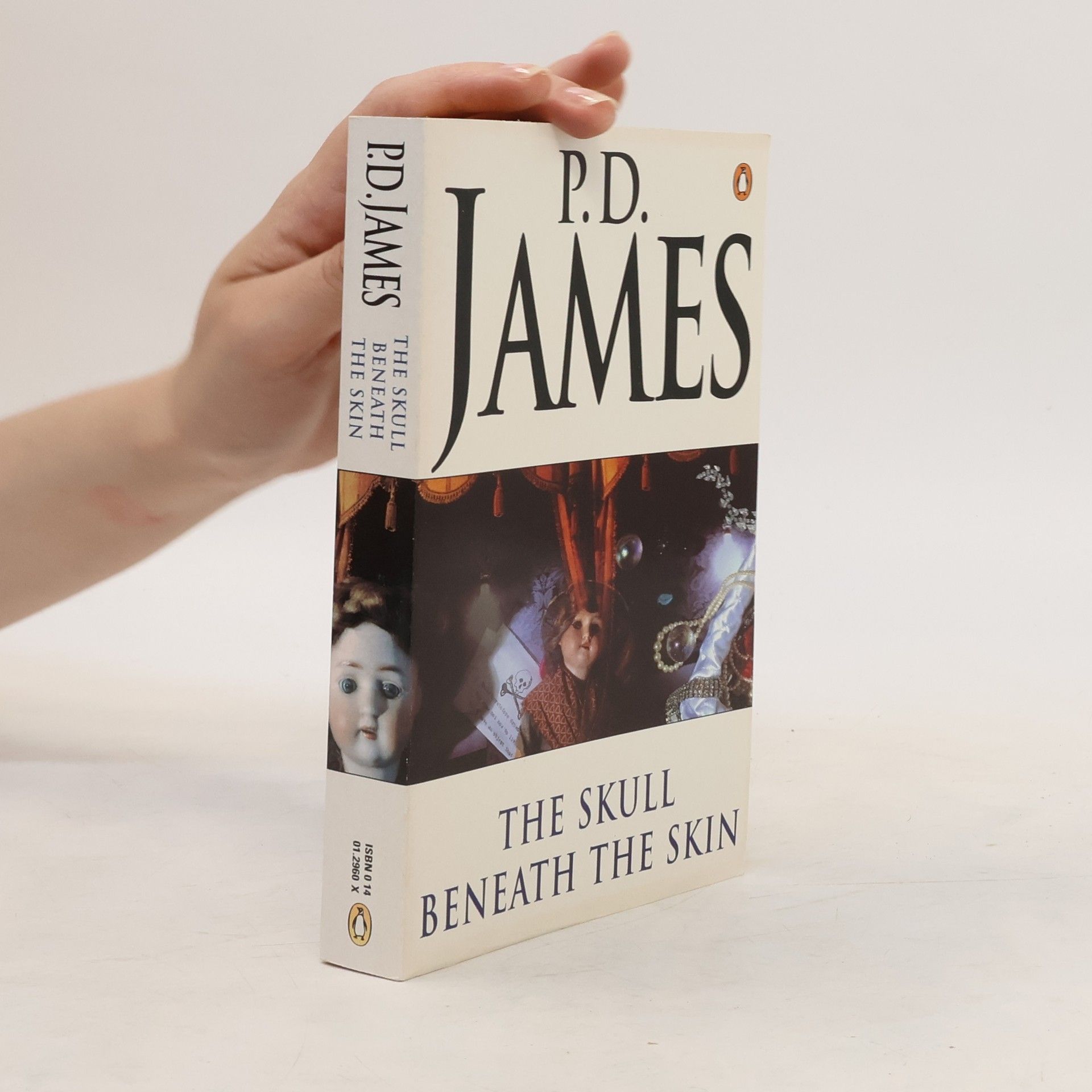 James P.D. The skull beneath the skin