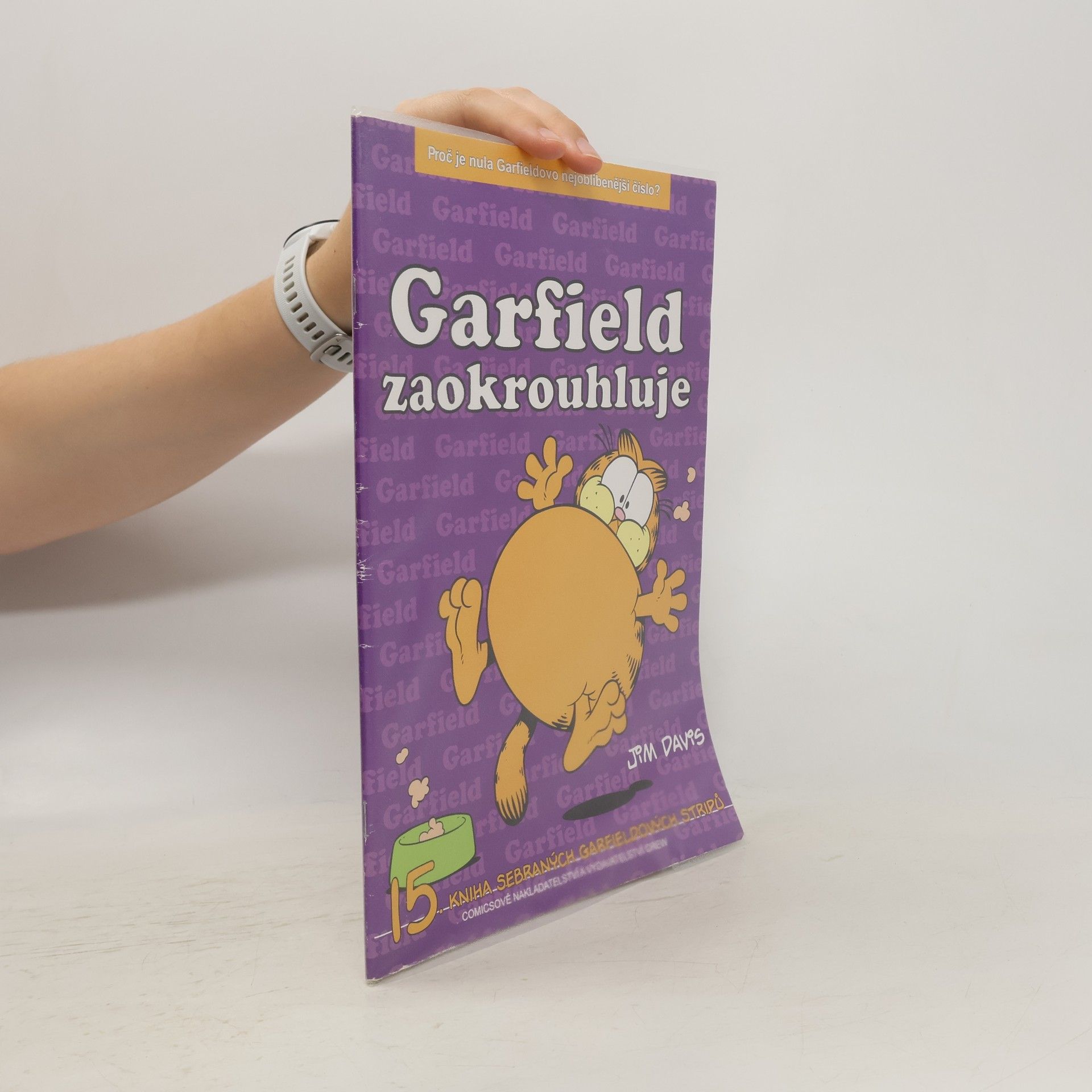 Jim Davis Garfield zaokrouhluje