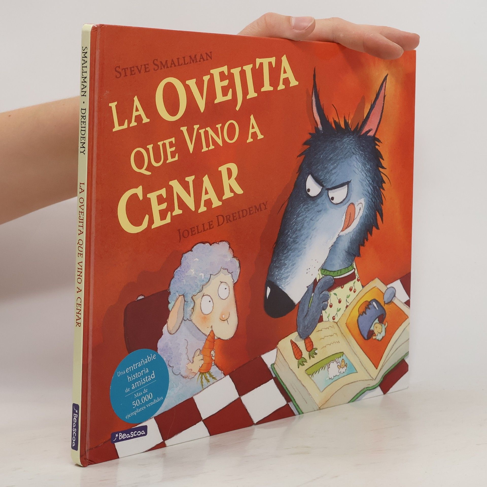 Steve Smallman La ovejita que vino a cenar