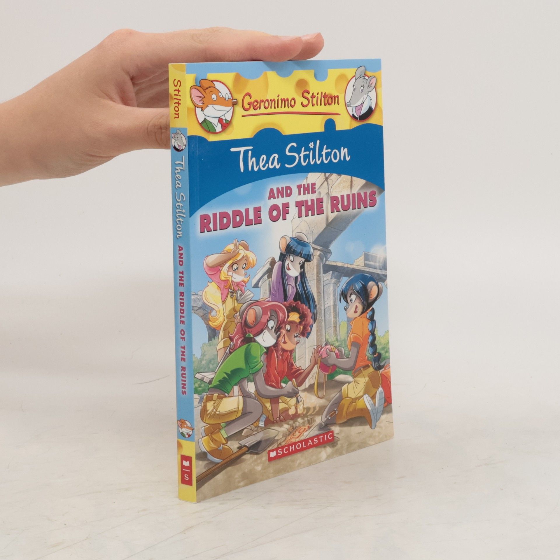 Thea Stilton Thea Stilton and the Riddle of the Ruins