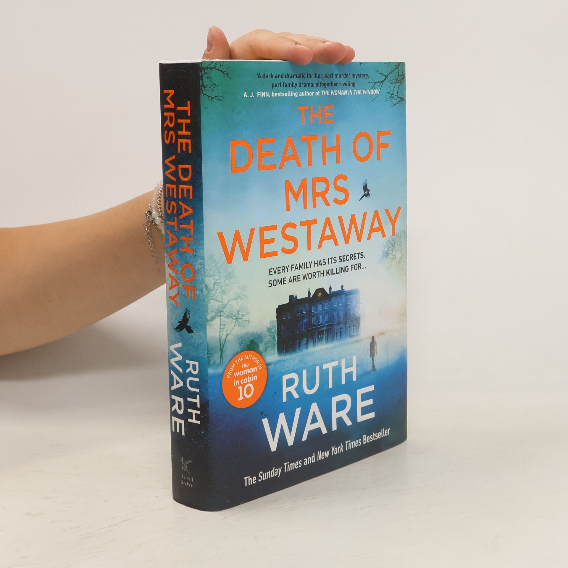 Ruth Ware The Death of Mrs Westaway