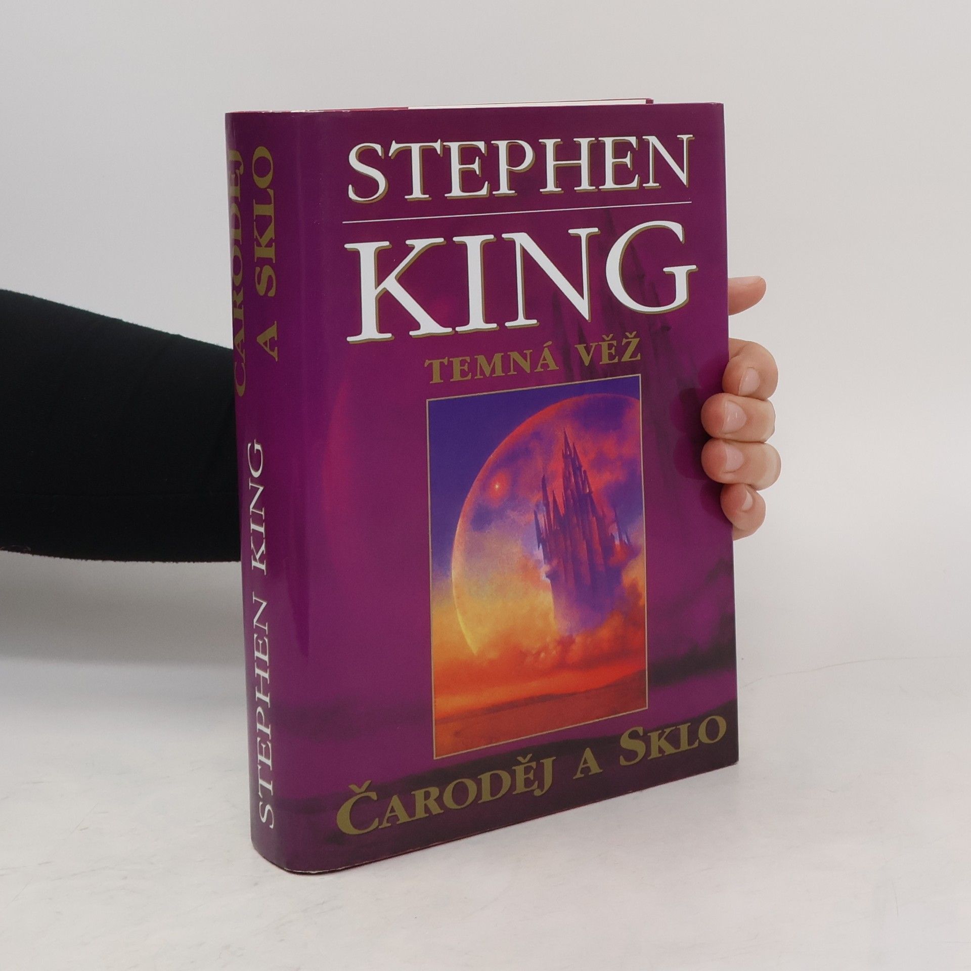 Stephen King Temná věž. IV: Čaroděj a sklo