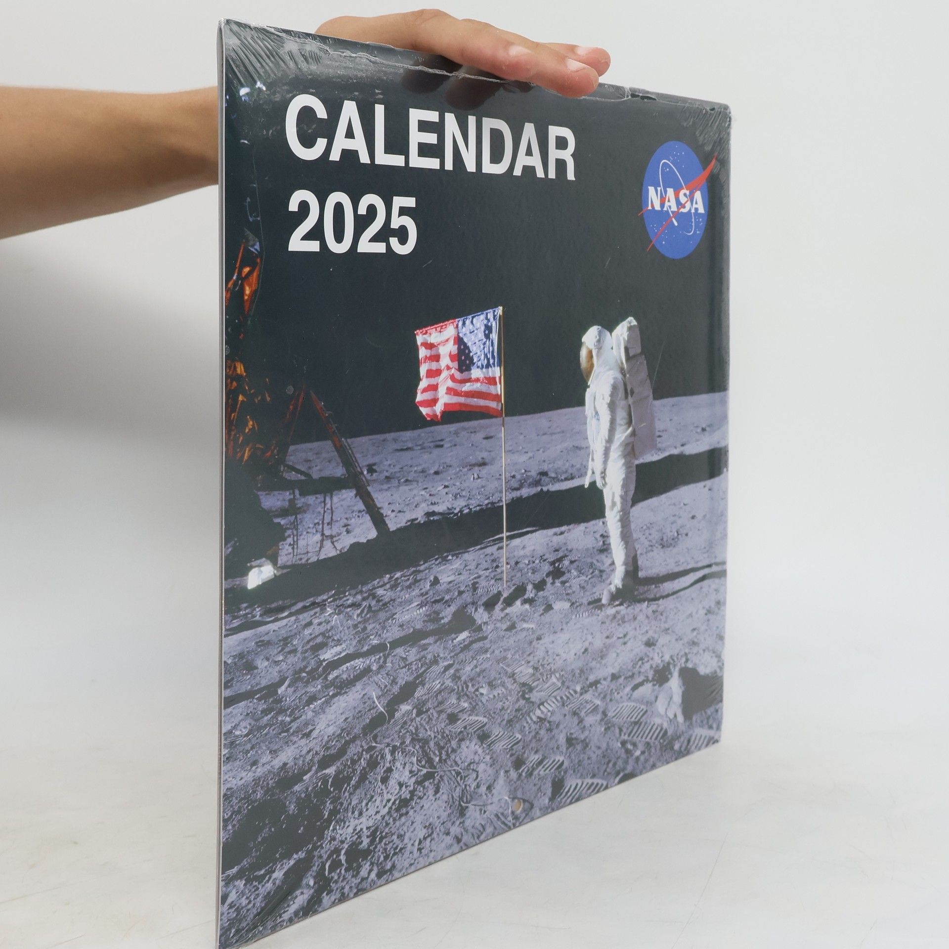 Collectif d'auteurs Nasa Calendar 2025