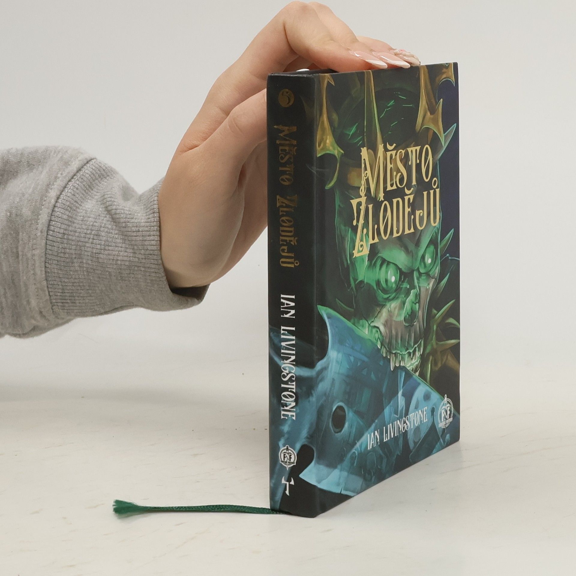 Ian Livingstone Město zlodějů