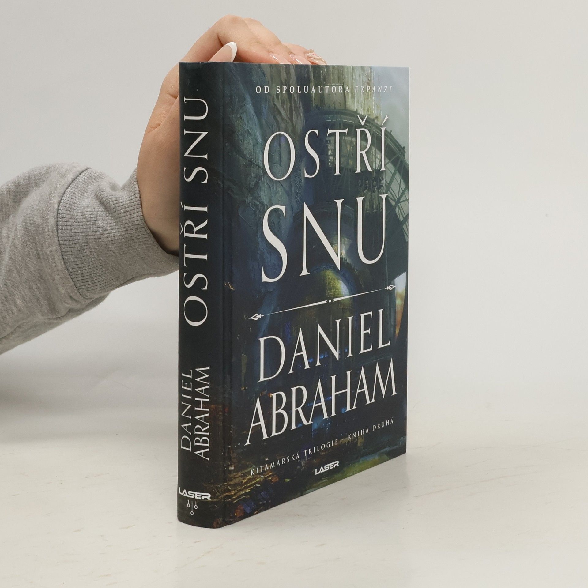 Daniel Abraham Ostří snu