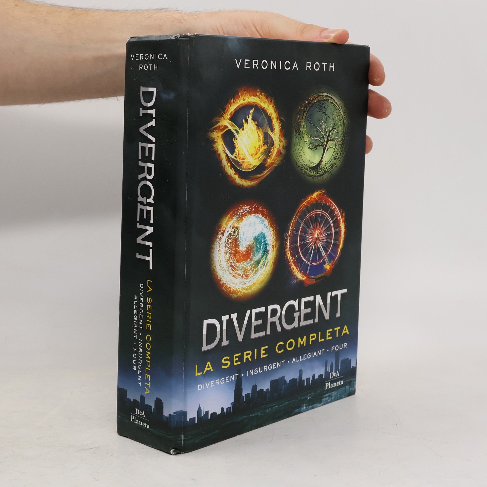 Veronica Roth Divergent. La serie completa. Divergent-Insurgent-Allegiant-Four
