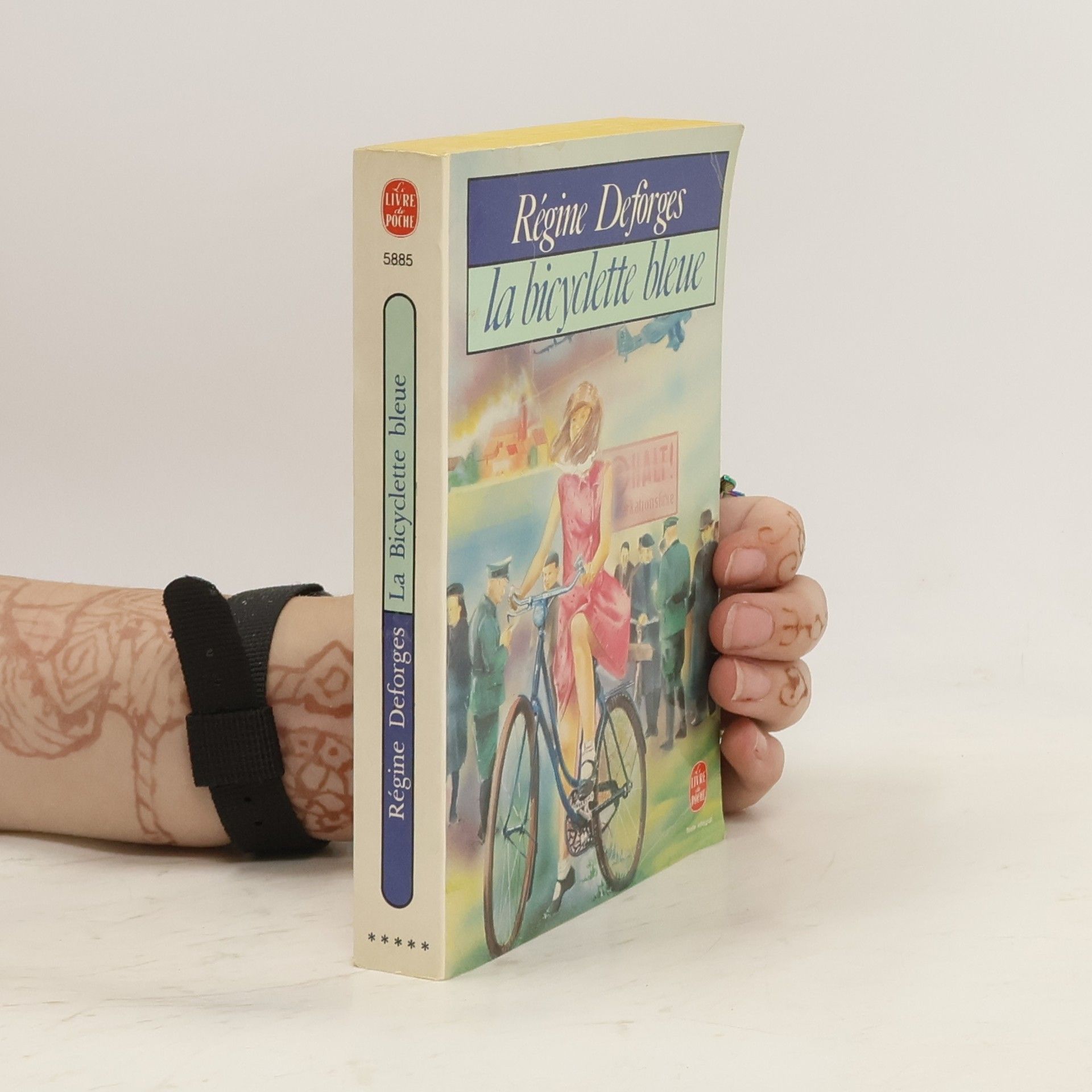 Régine Deforges La bicyclette bleue