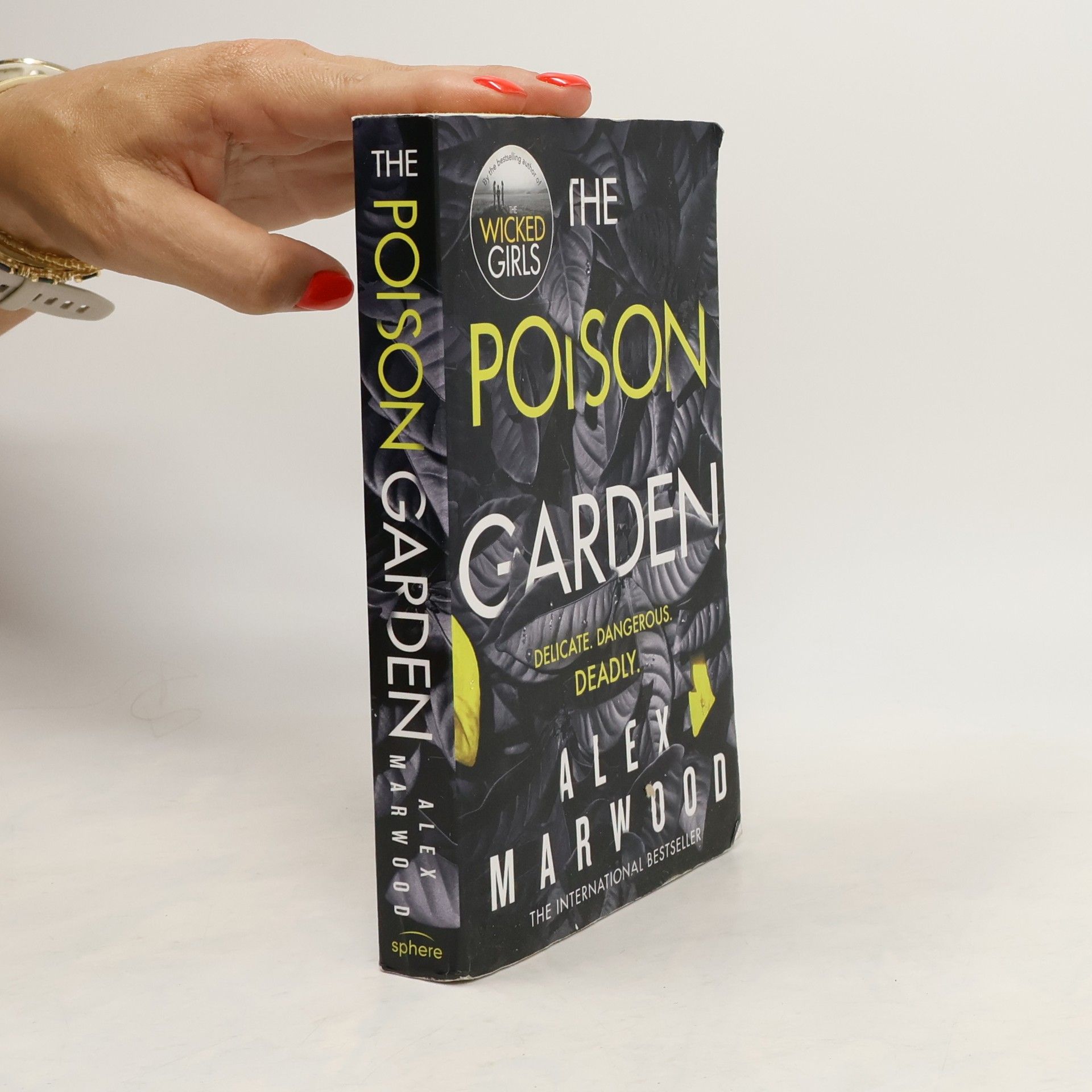 Alex Marwood The Poison Garden