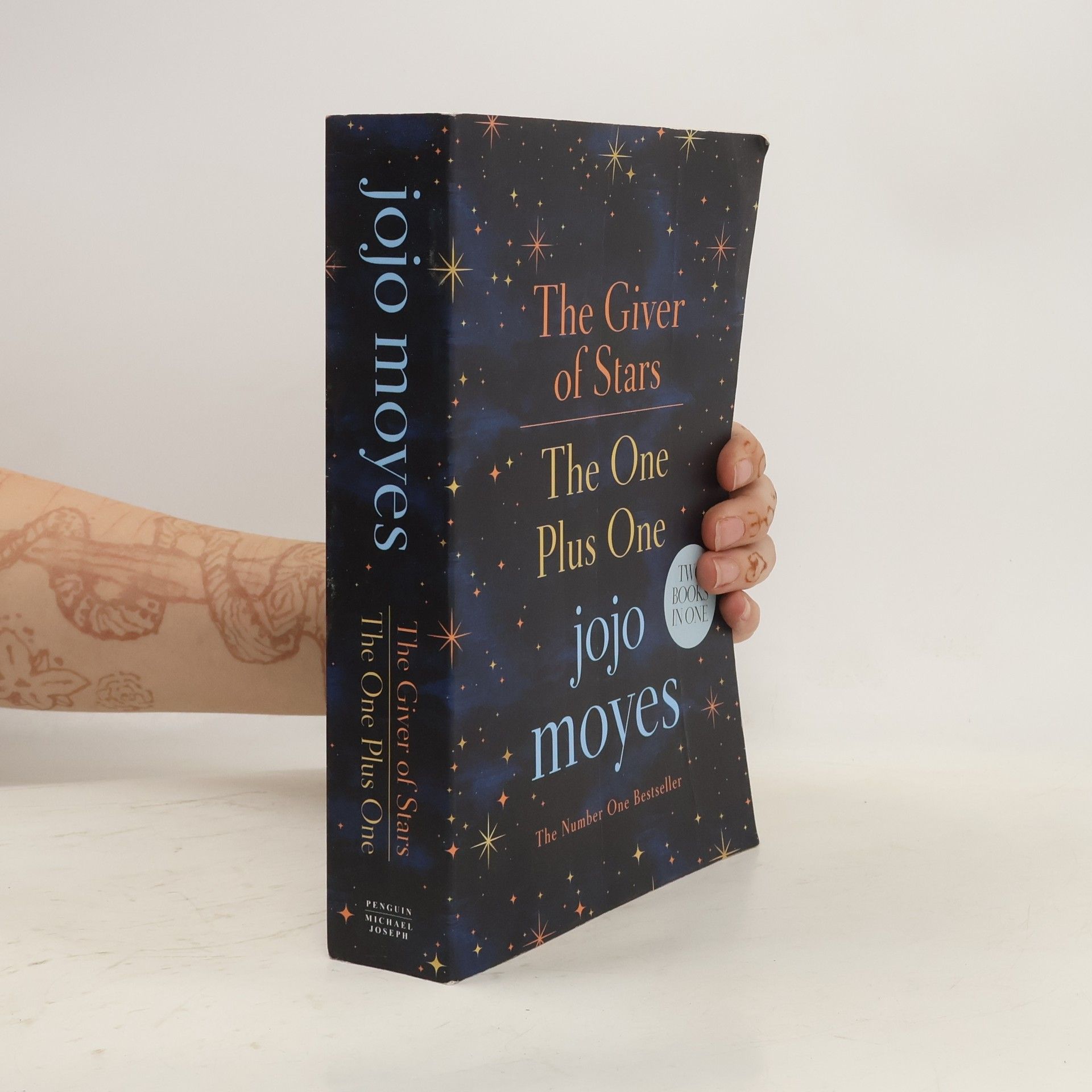 Jojo Moyes The Giver of Stars. The One Plus One