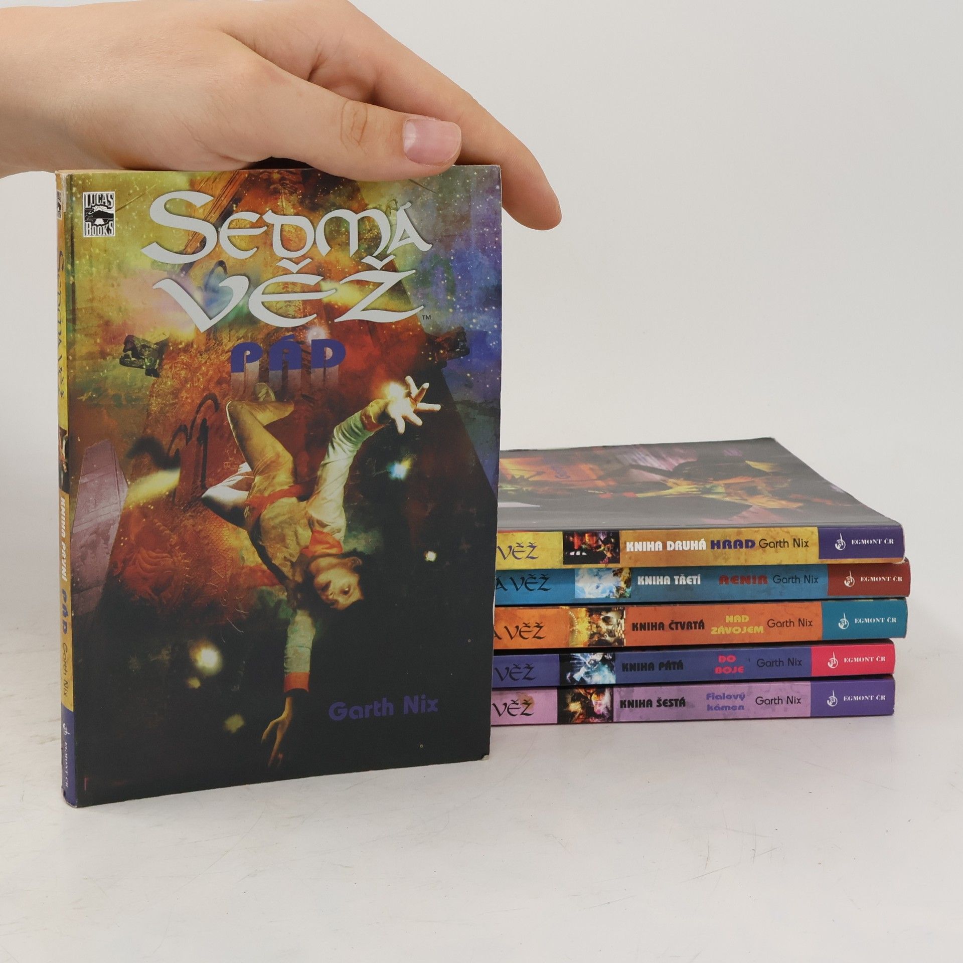 Garth Nix Sedmá věž - Pád, Hrad, Aenir, Nad závojem, Do boje, Fialový kámen (6x svazky)