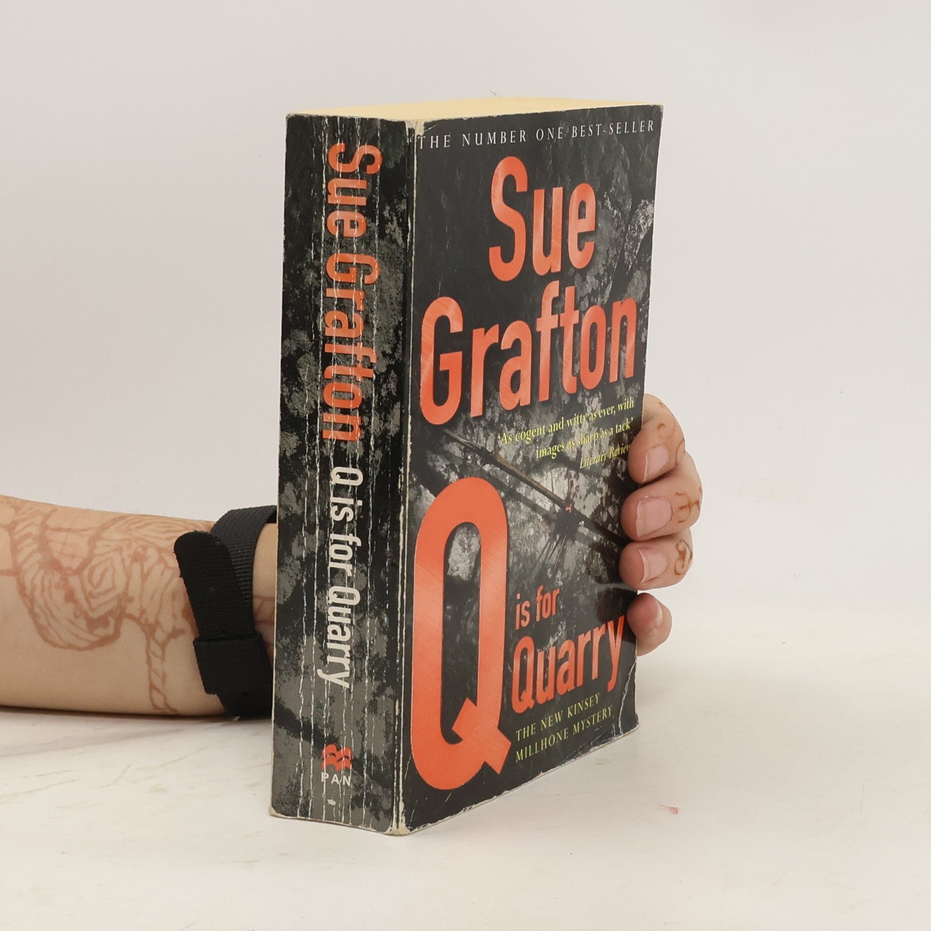 Sue Grafton Q is for Quarry